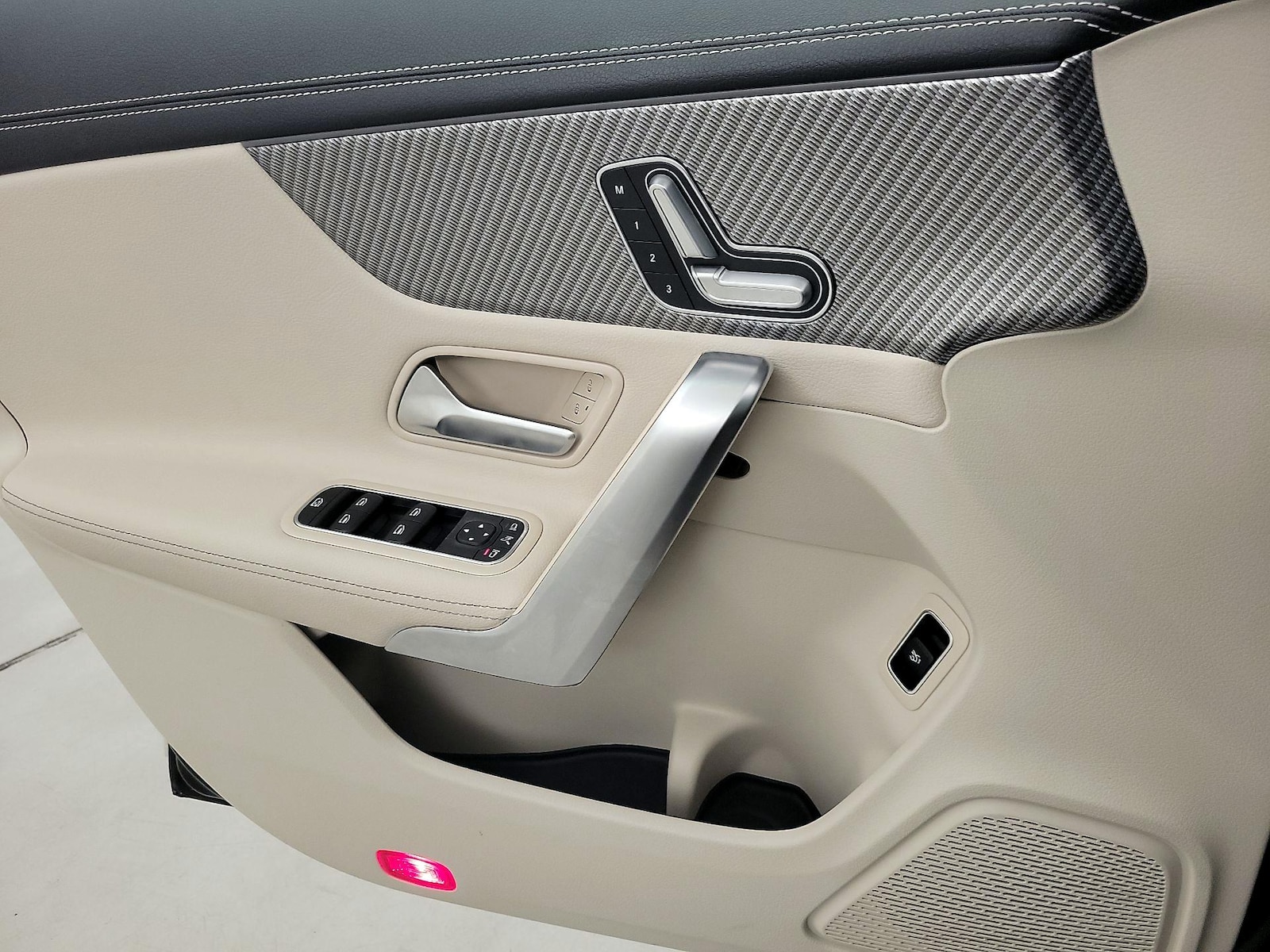 2025 Mercedes-Benz CLA CLA 250 - Photo 13