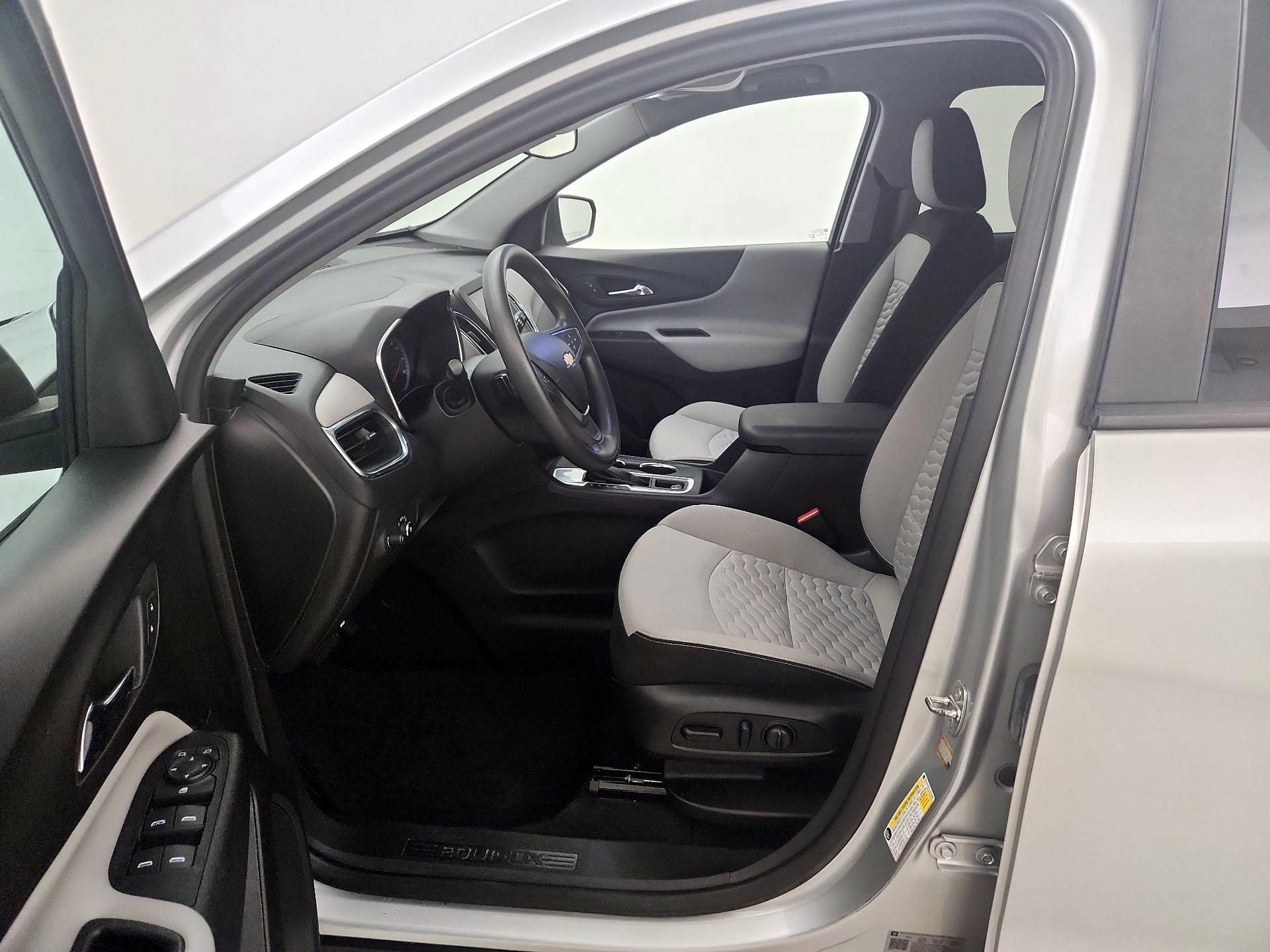 Thumbnail: 2020 Chevrolet Equinox - 9