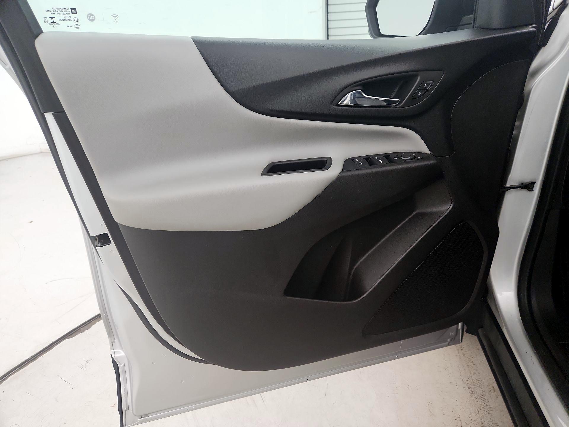 Thumbnail: 2020 Chevrolet Equinox - 10