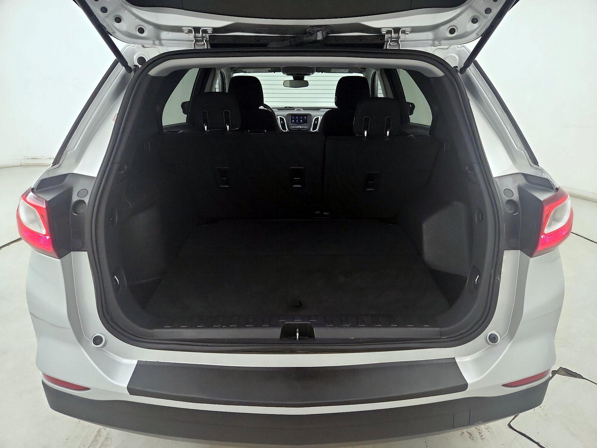 Thumbnail: 2020 Chevrolet Equinox - 18