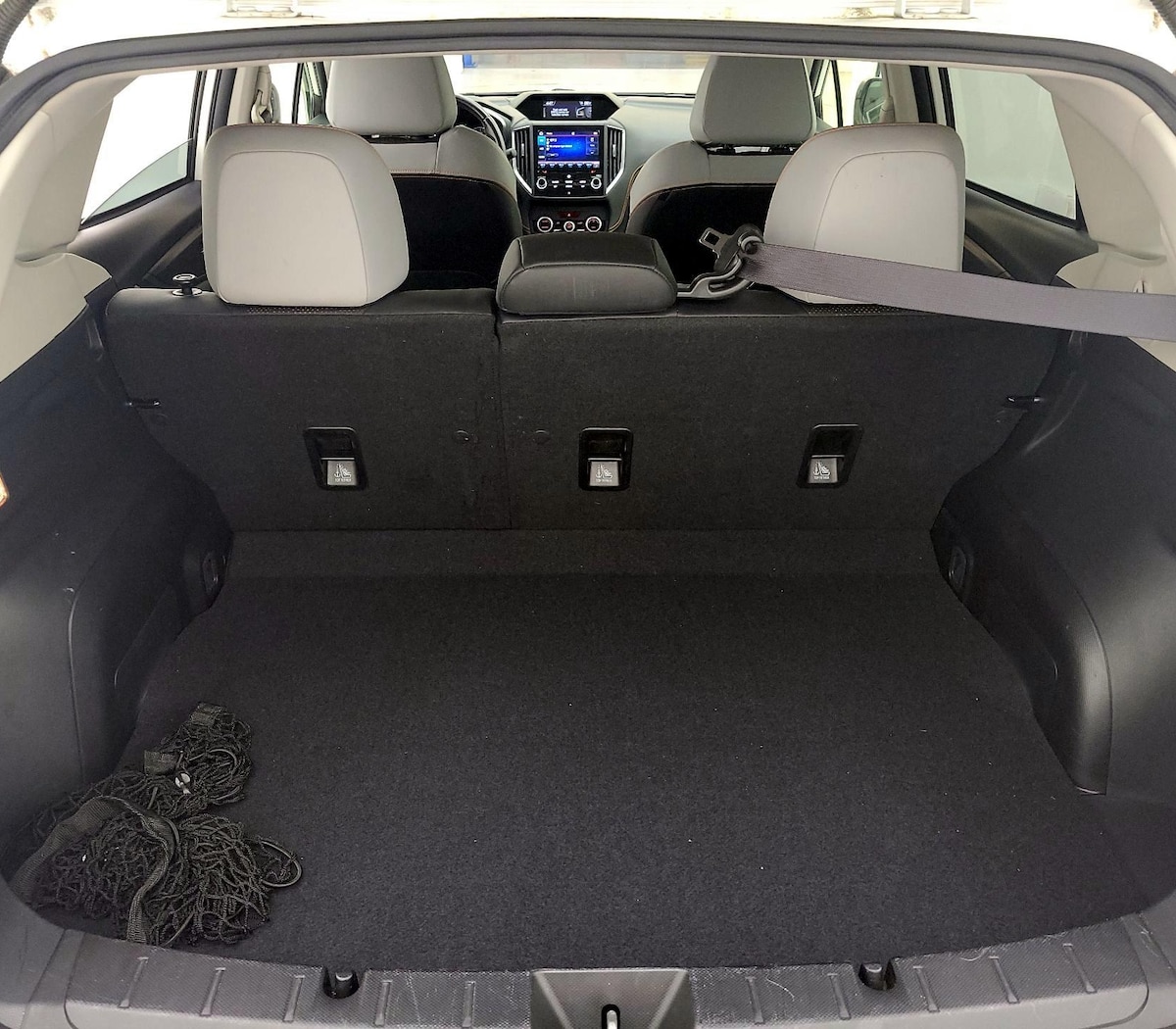 Trunk/Cargo (Seats Up)