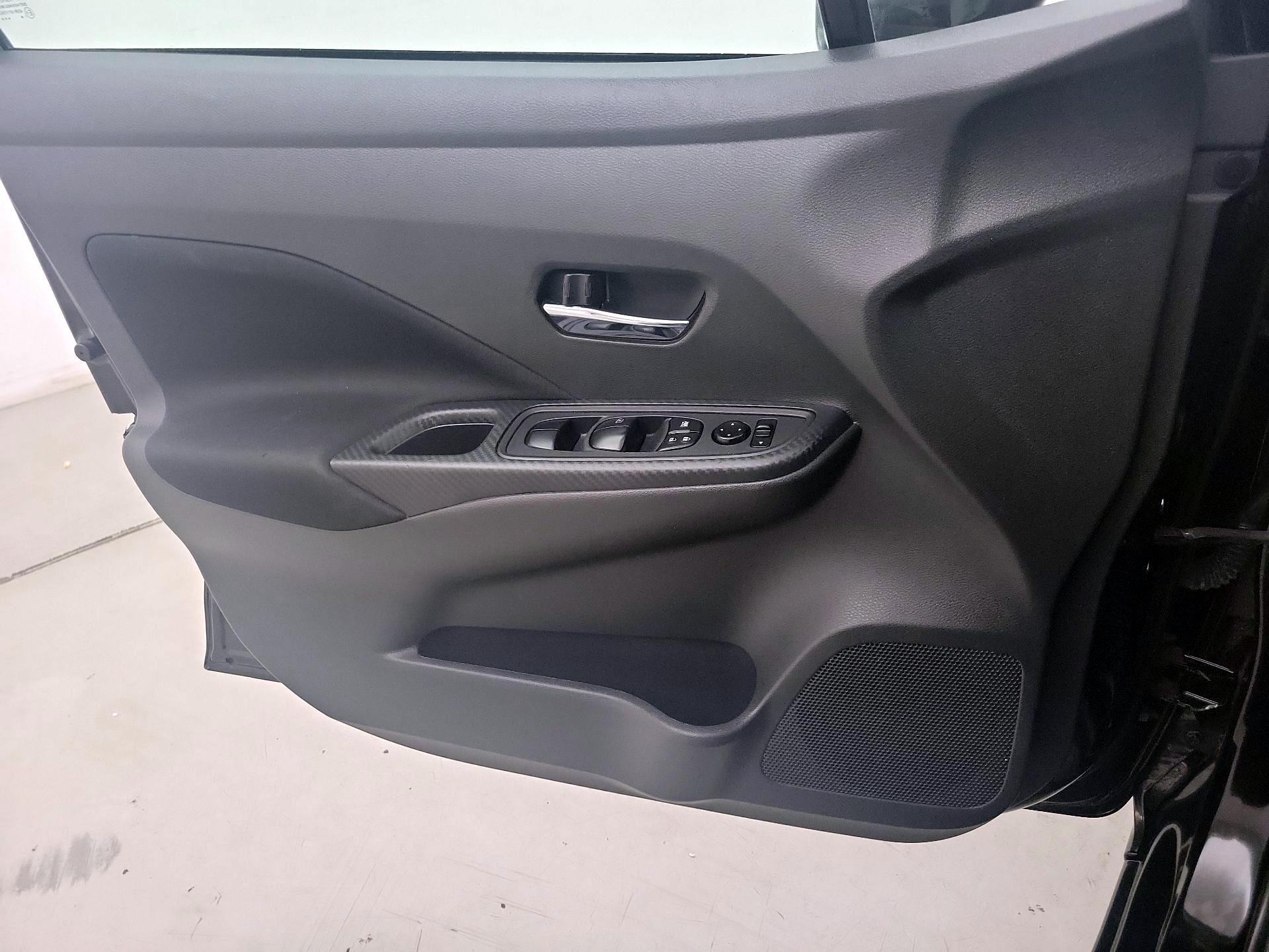 Thumbnail: 2021 Nissan Versa - 12
