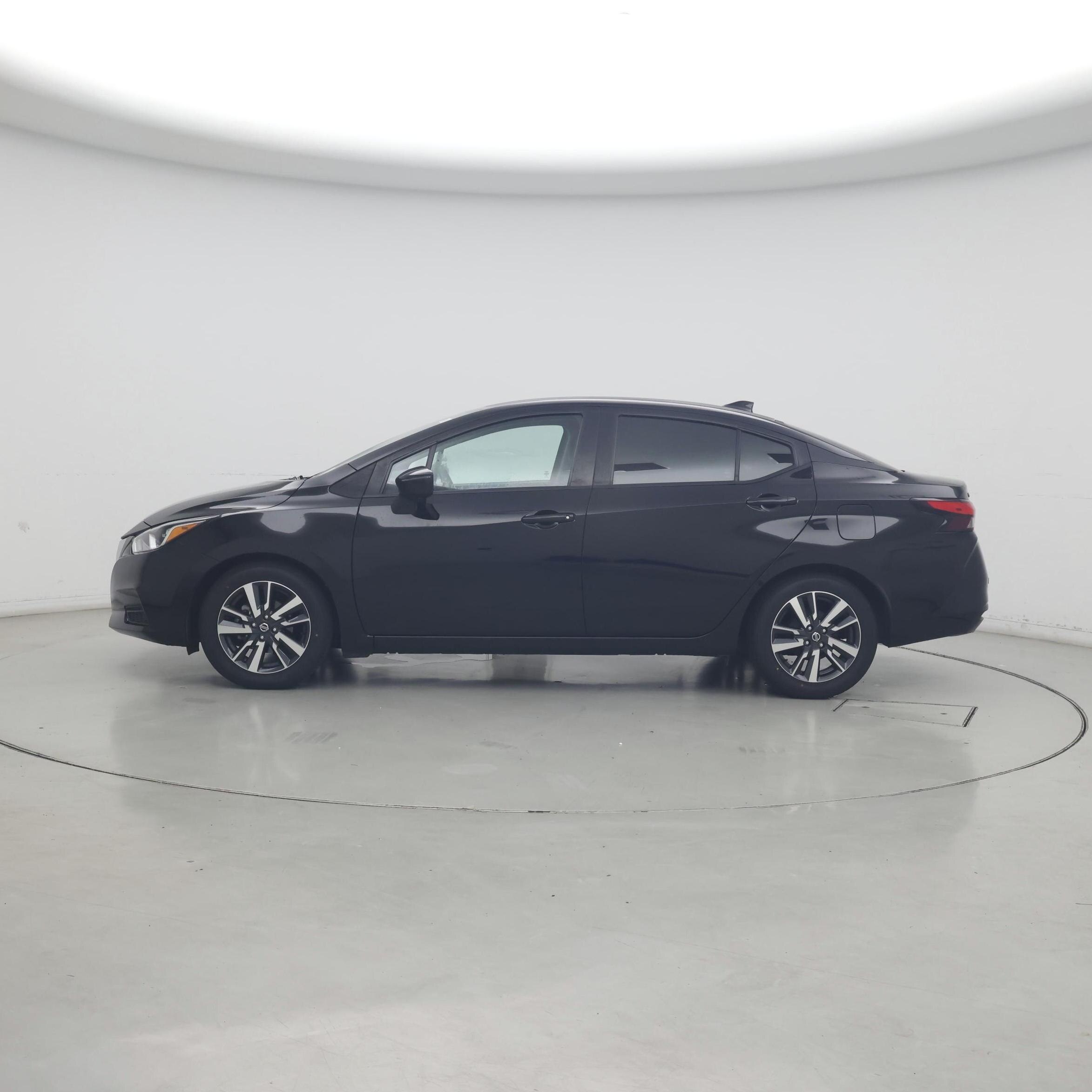 Thumbnail: 2021 Nissan Versa - 3