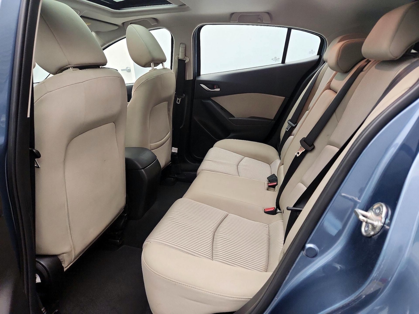 2016 Mazda MAZDA3 i Touring - Photo 22
