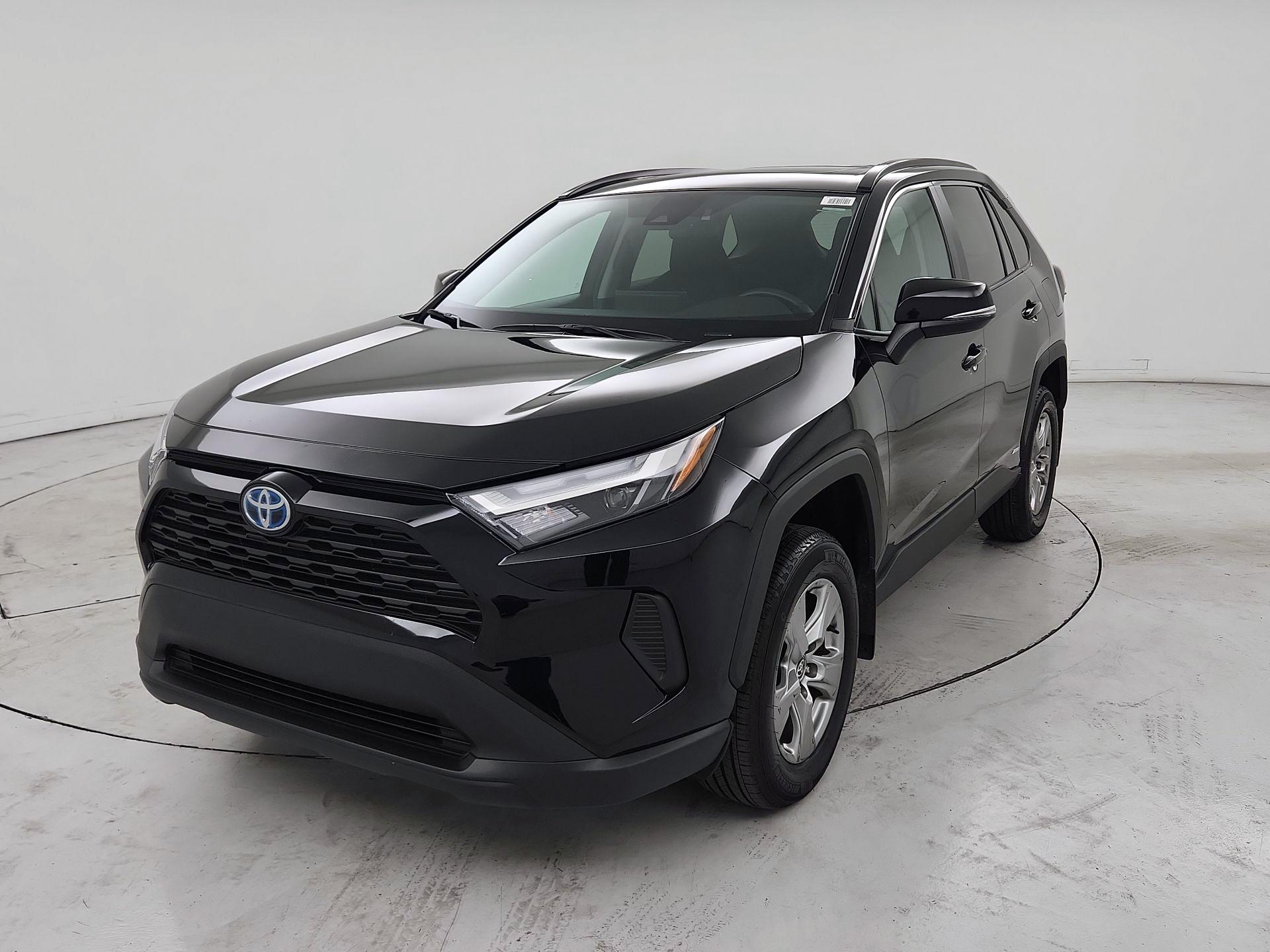 Thumbnail: 2024 Toyota RAV4 - 3