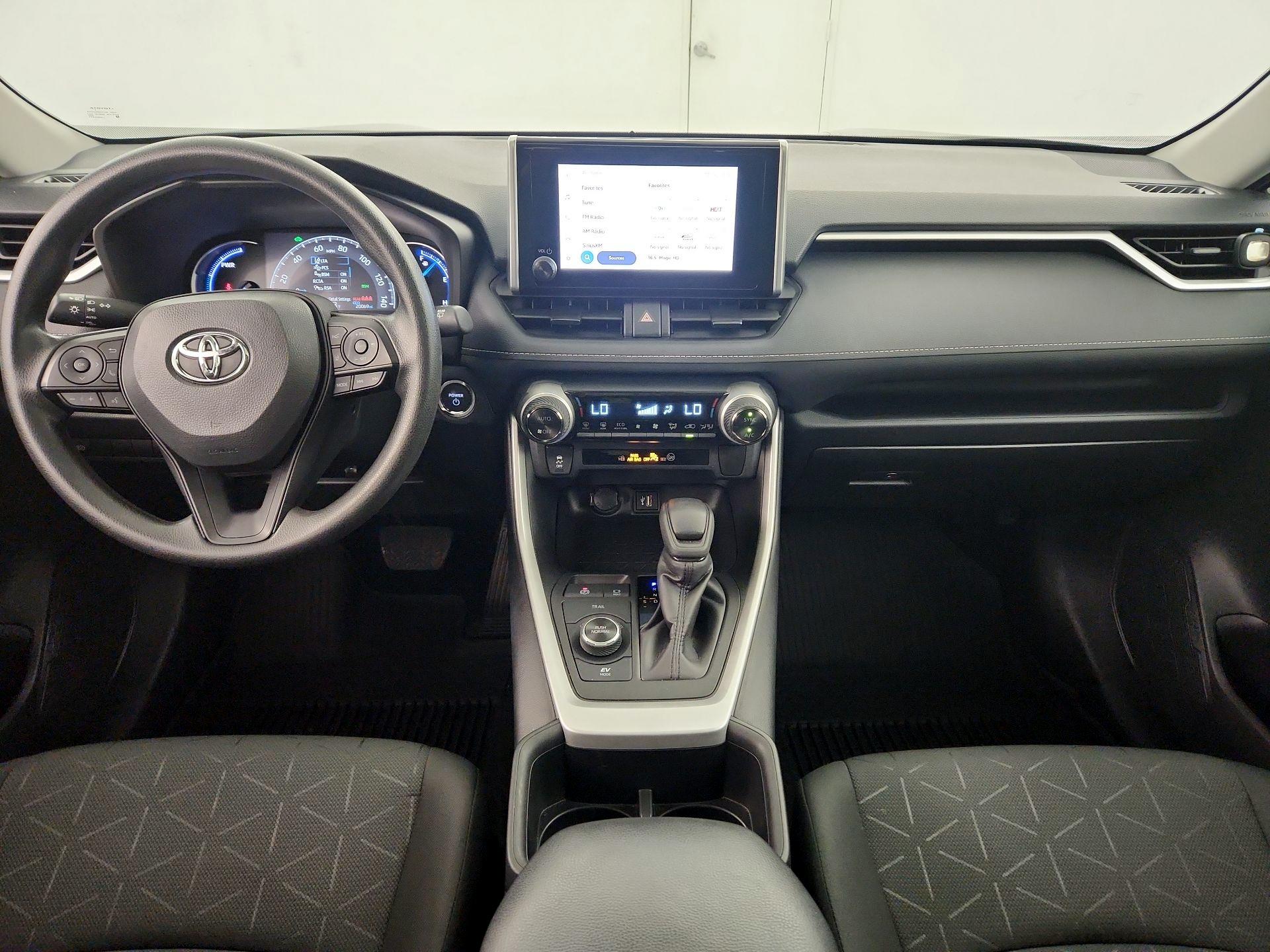 Thumbnail: 2024 Toyota RAV4 - 8