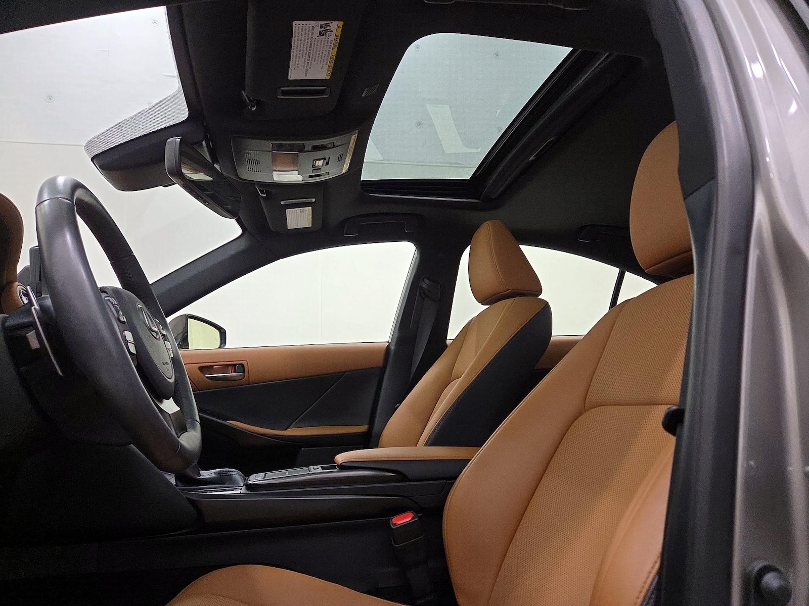 2023 Lexus IS 300 - Photo 19