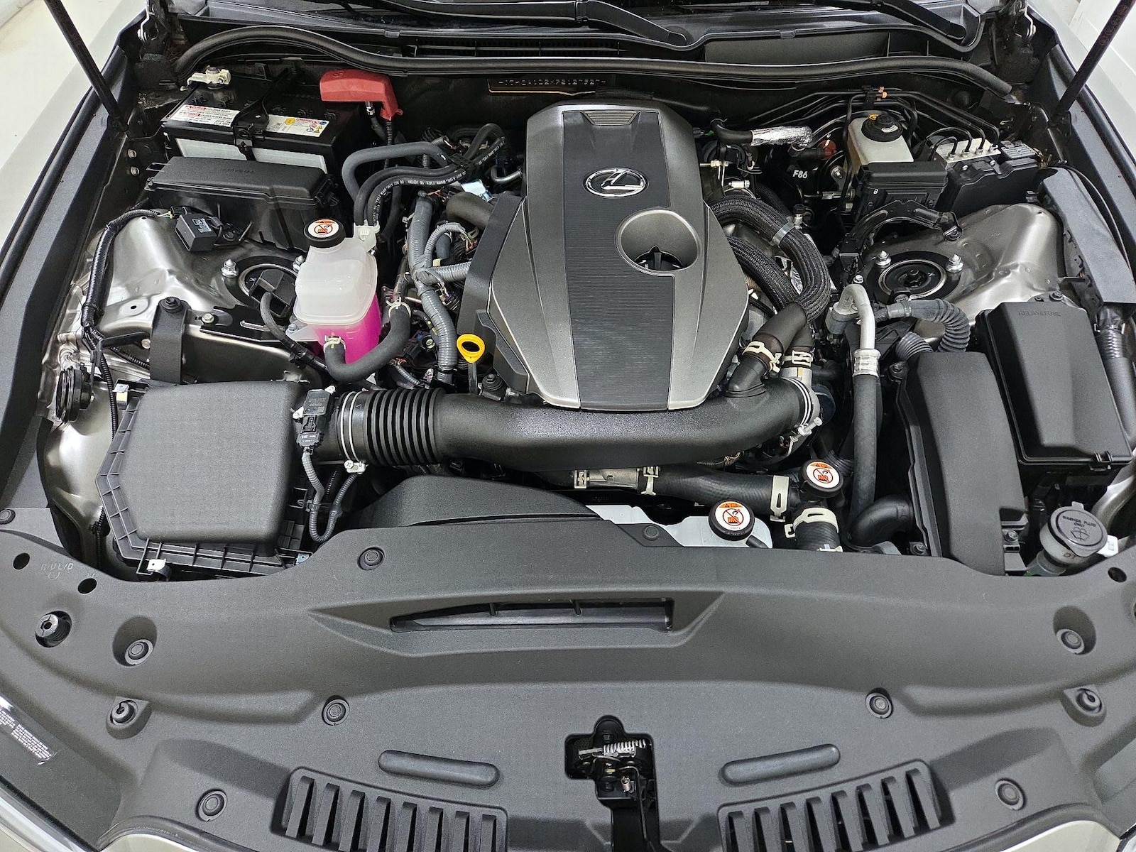 2023 Lexus IS 300 - Photo 22