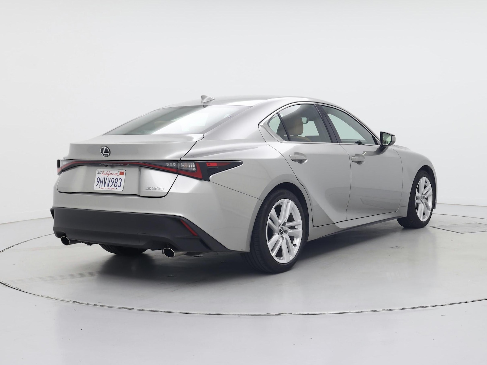 2023 Lexus IS 300 - Photo 9