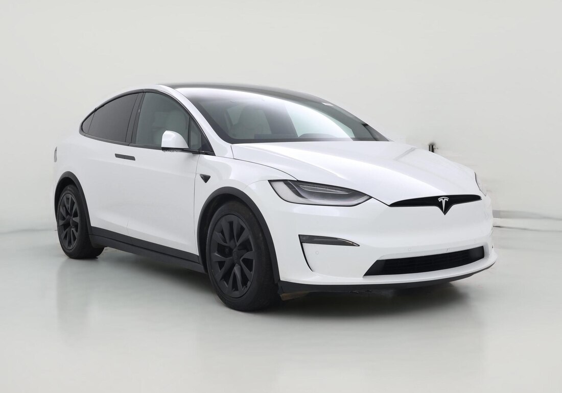 2022 Tesla Model X Long Range in White — CarMax photo