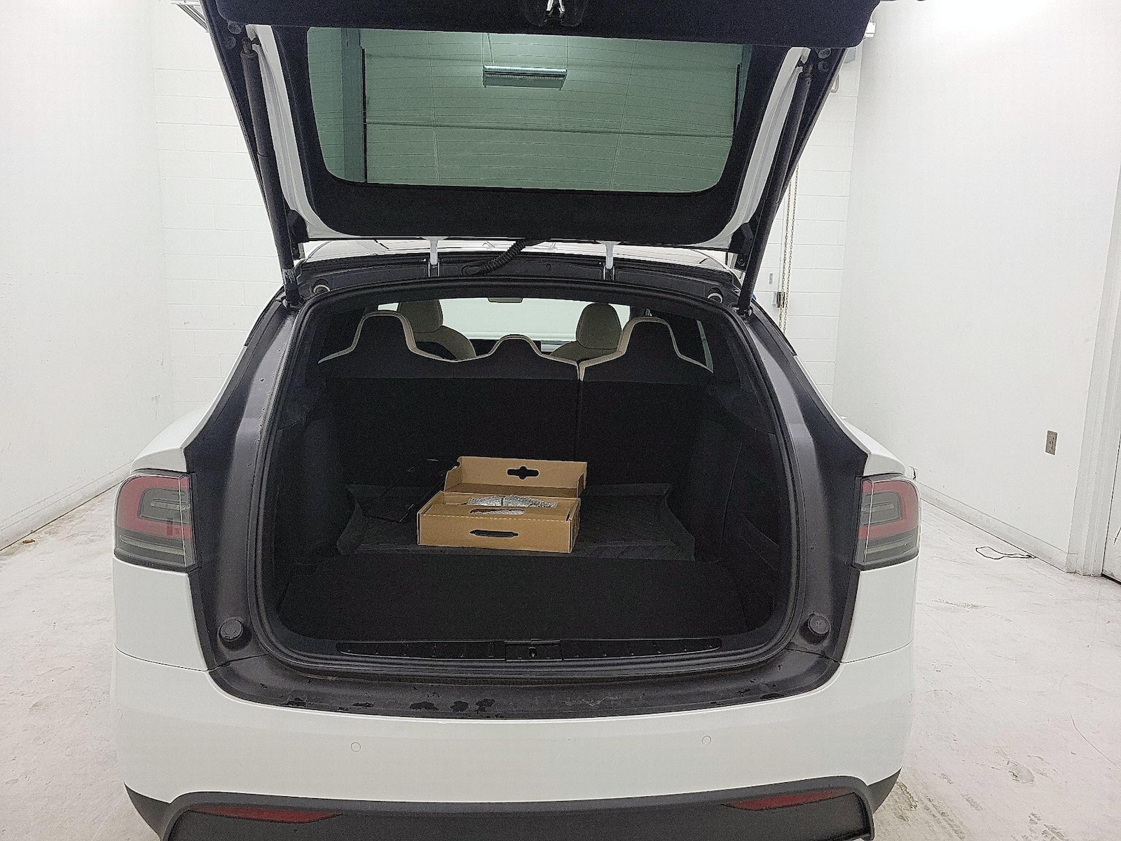 2022 Tesla Model X Long Range - Photo 20