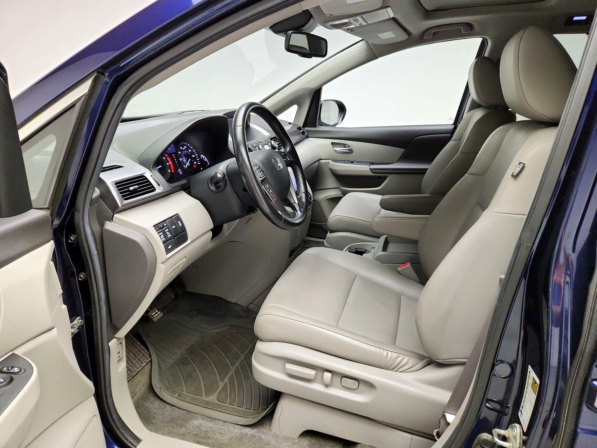 Thumbnail: 2014 Honda Odyssey - 9