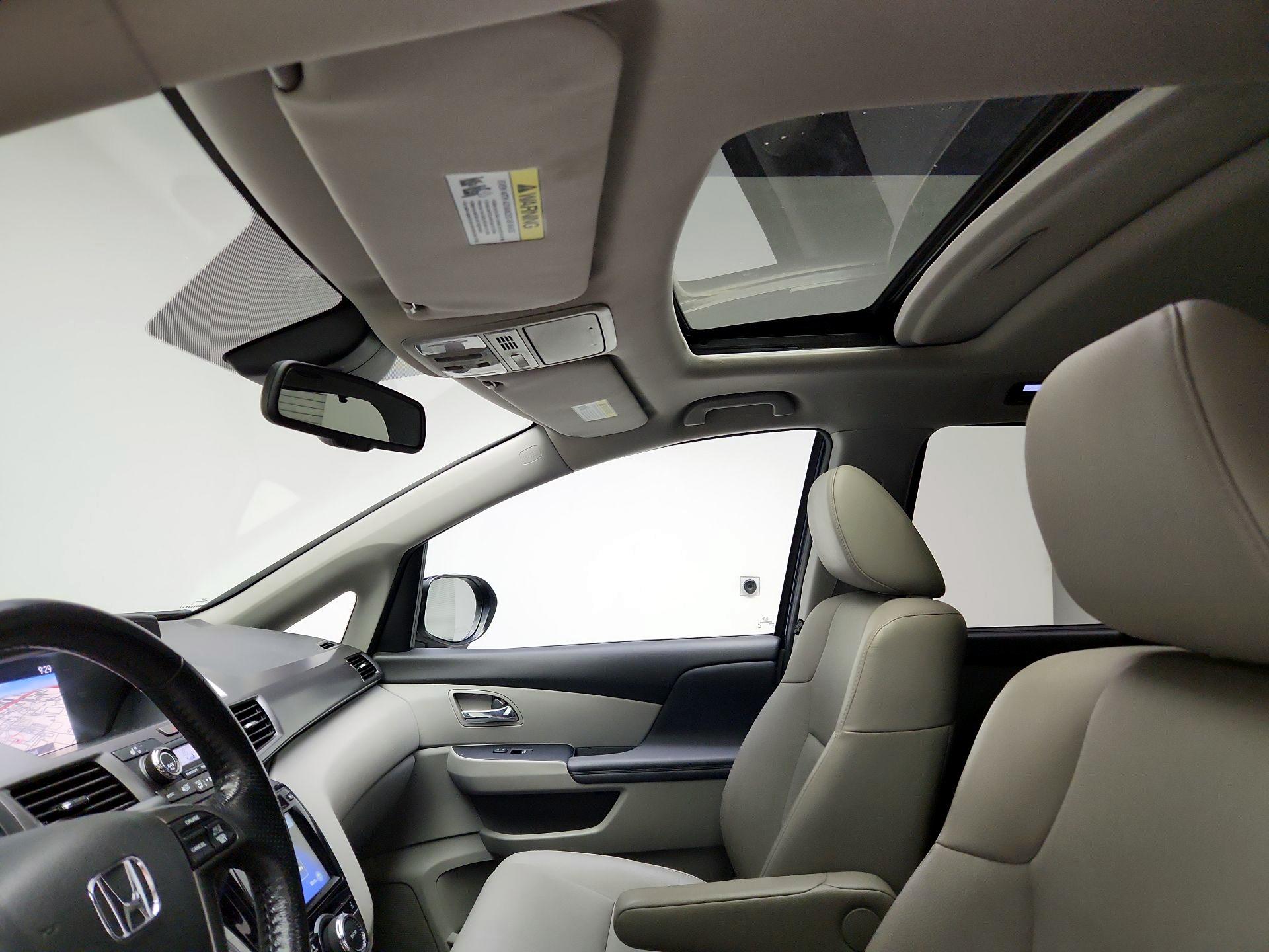 Thumbnail: 2014 Honda Odyssey - 18