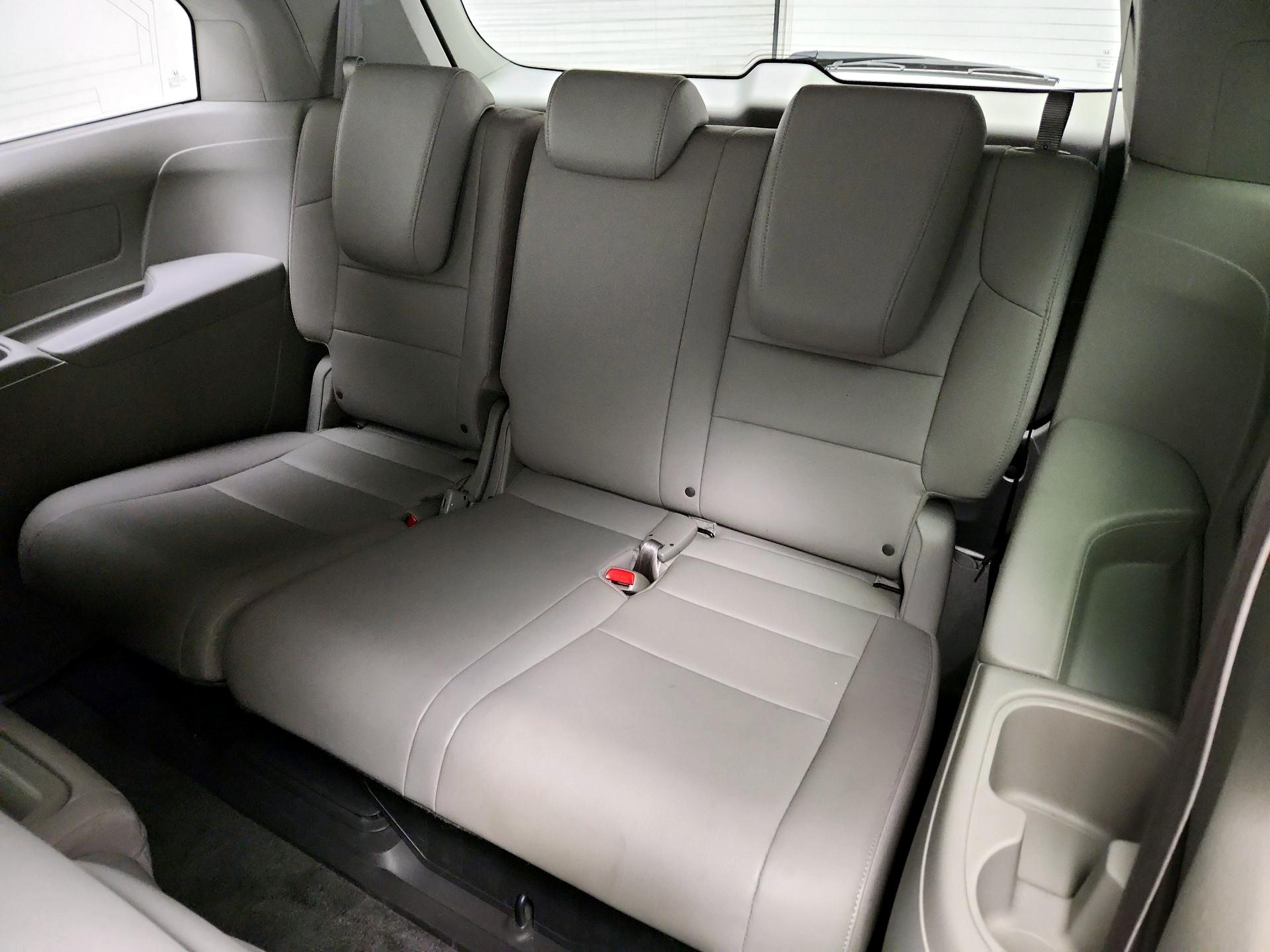 Thumbnail: 2014 Honda Odyssey - 20