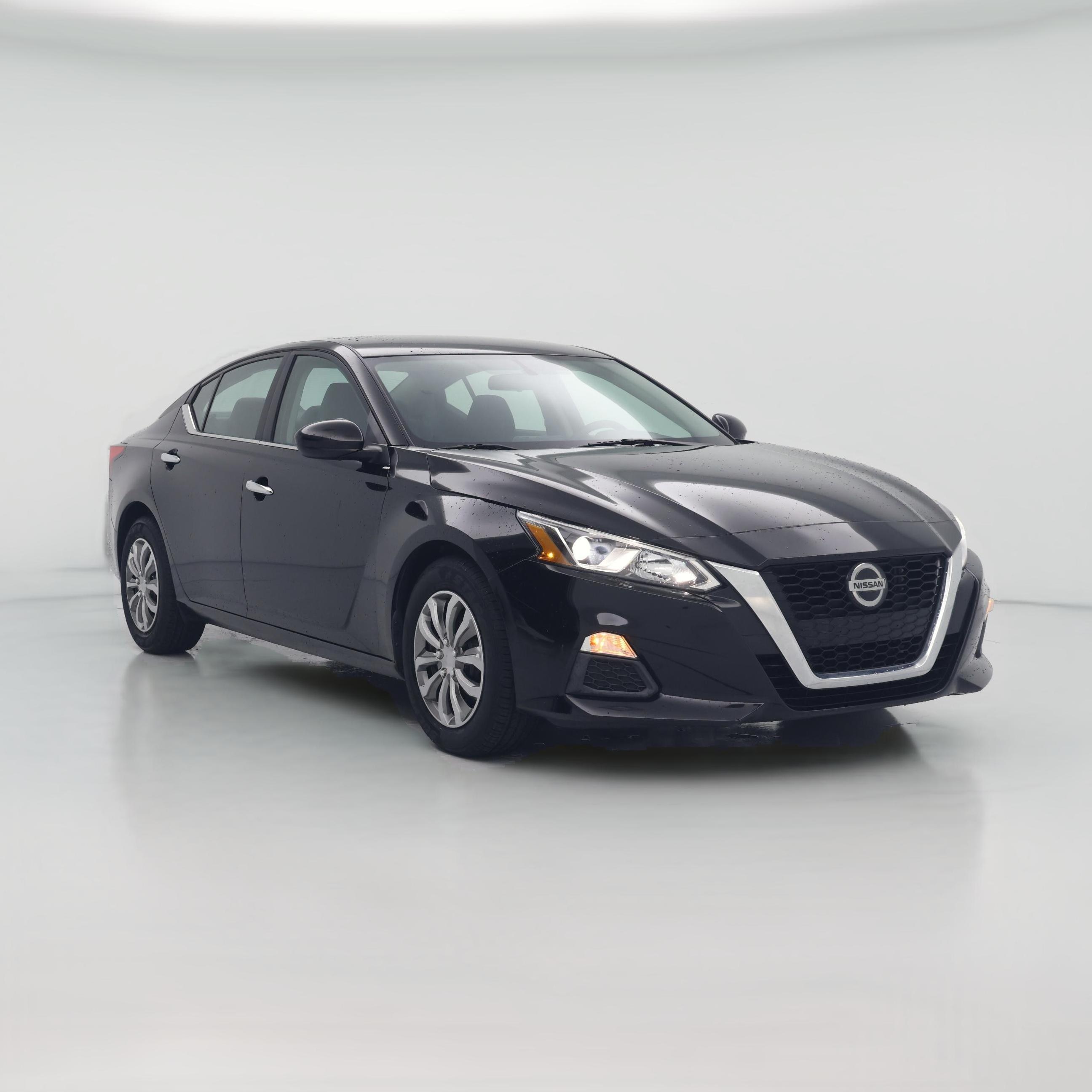 Thumbnail: 2020 Nissan Altima - 1