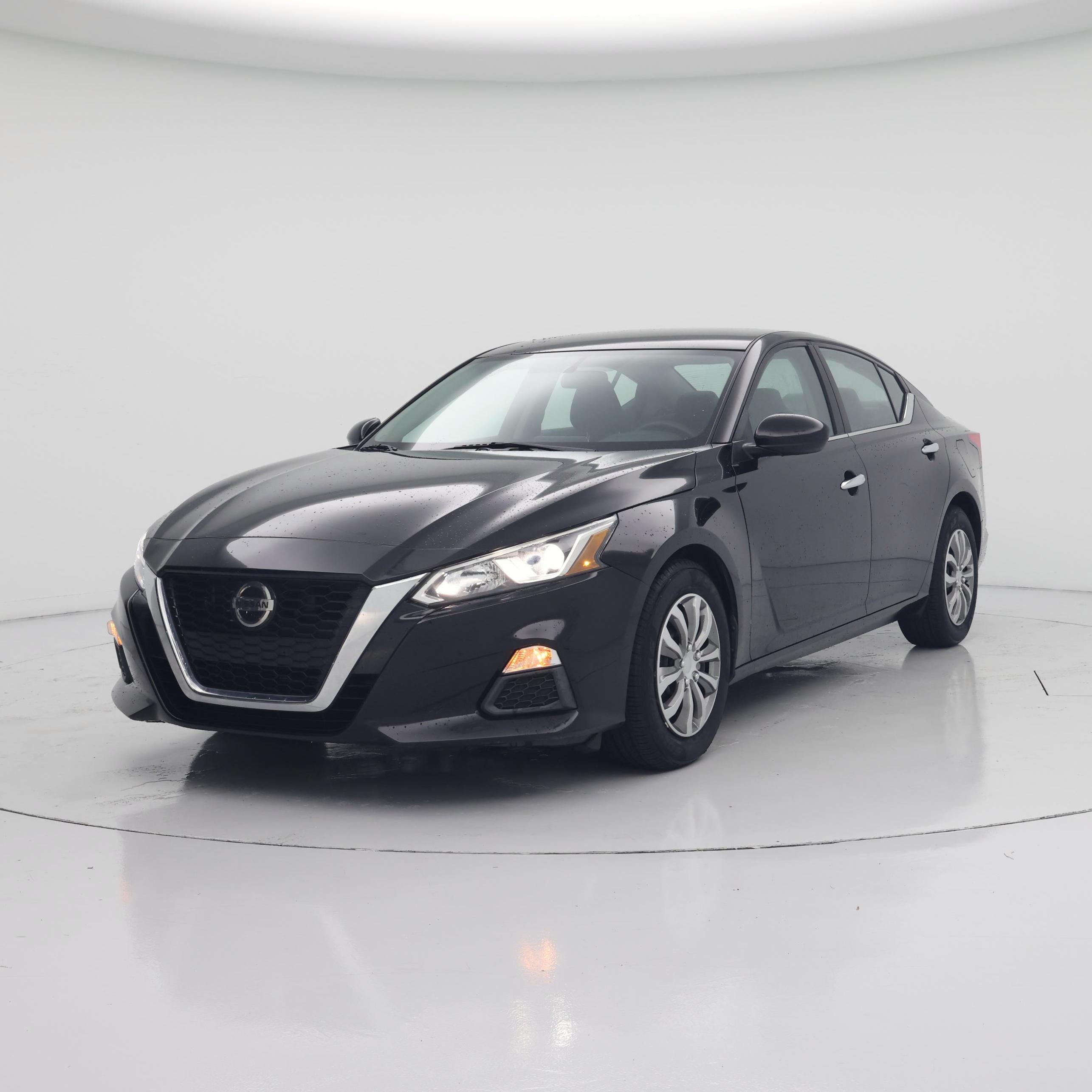 Thumbnail: 2020 Nissan Altima - 4
