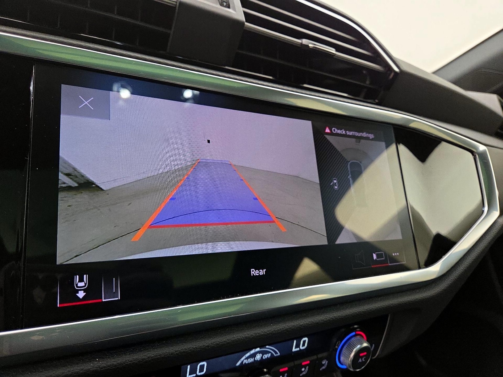 2024 Audi Q3 S Line Premium Plus - Photo 15