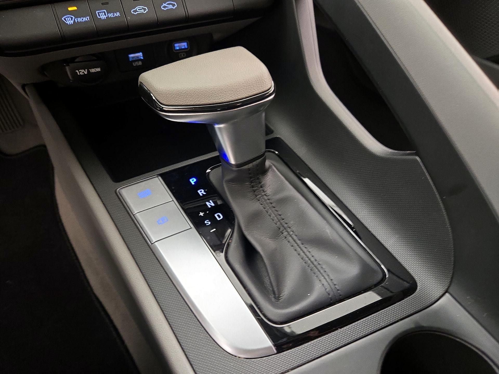 Thumbnail: 2021 Hyundai Elantra - 17