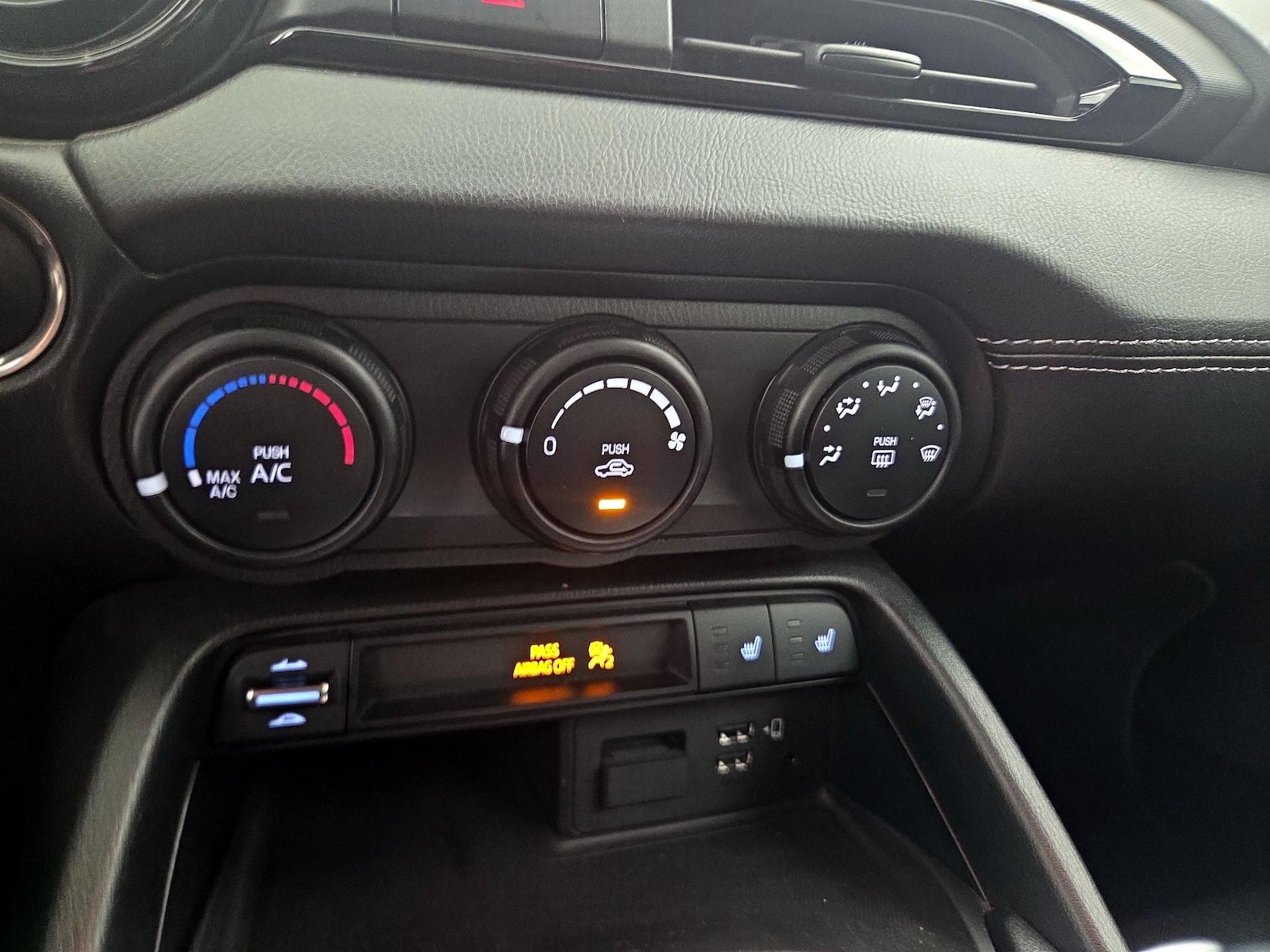 2021 Mazda MX-5 Miata RF Club - Photo 17