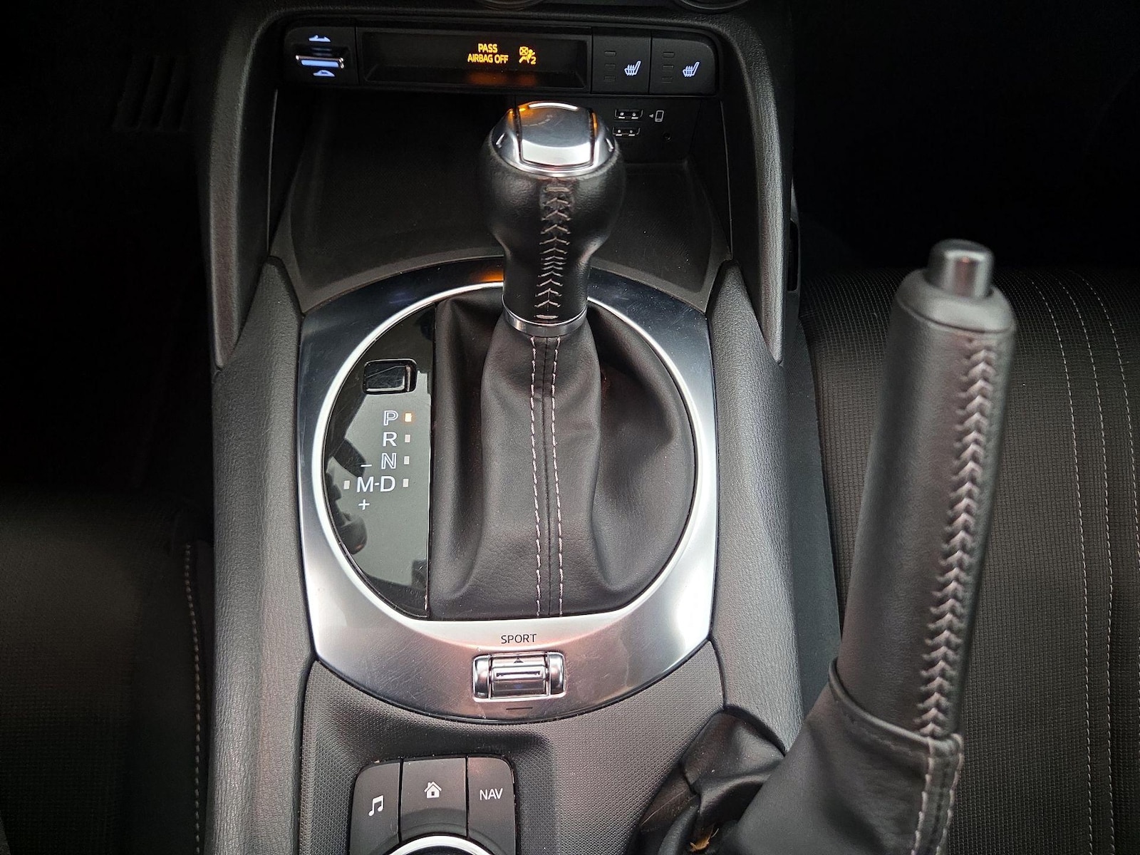 2021 Mazda MX-5 Miata RF Club - Photo 18