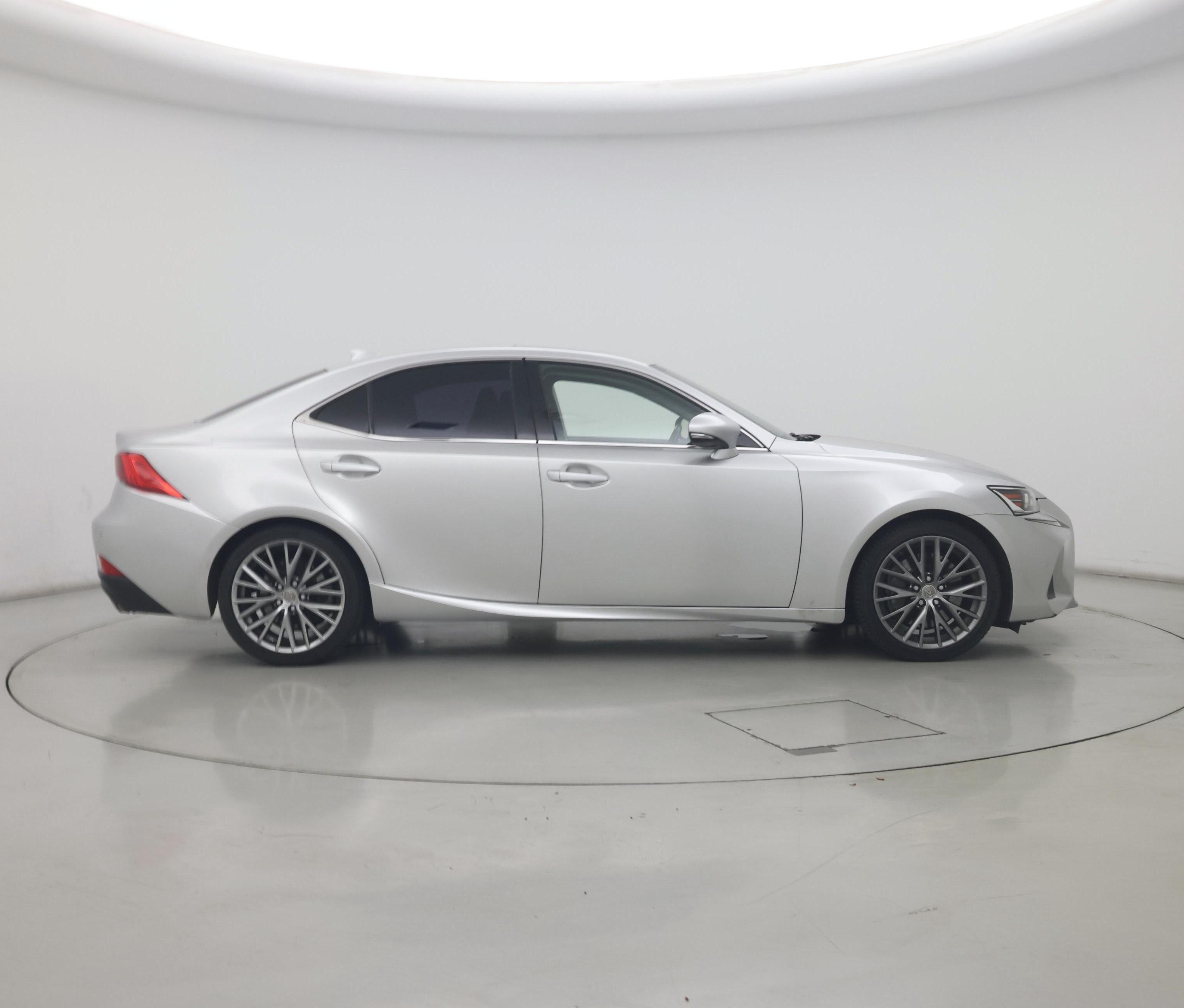 Thumbnail: 2019 Lexus IS - 7