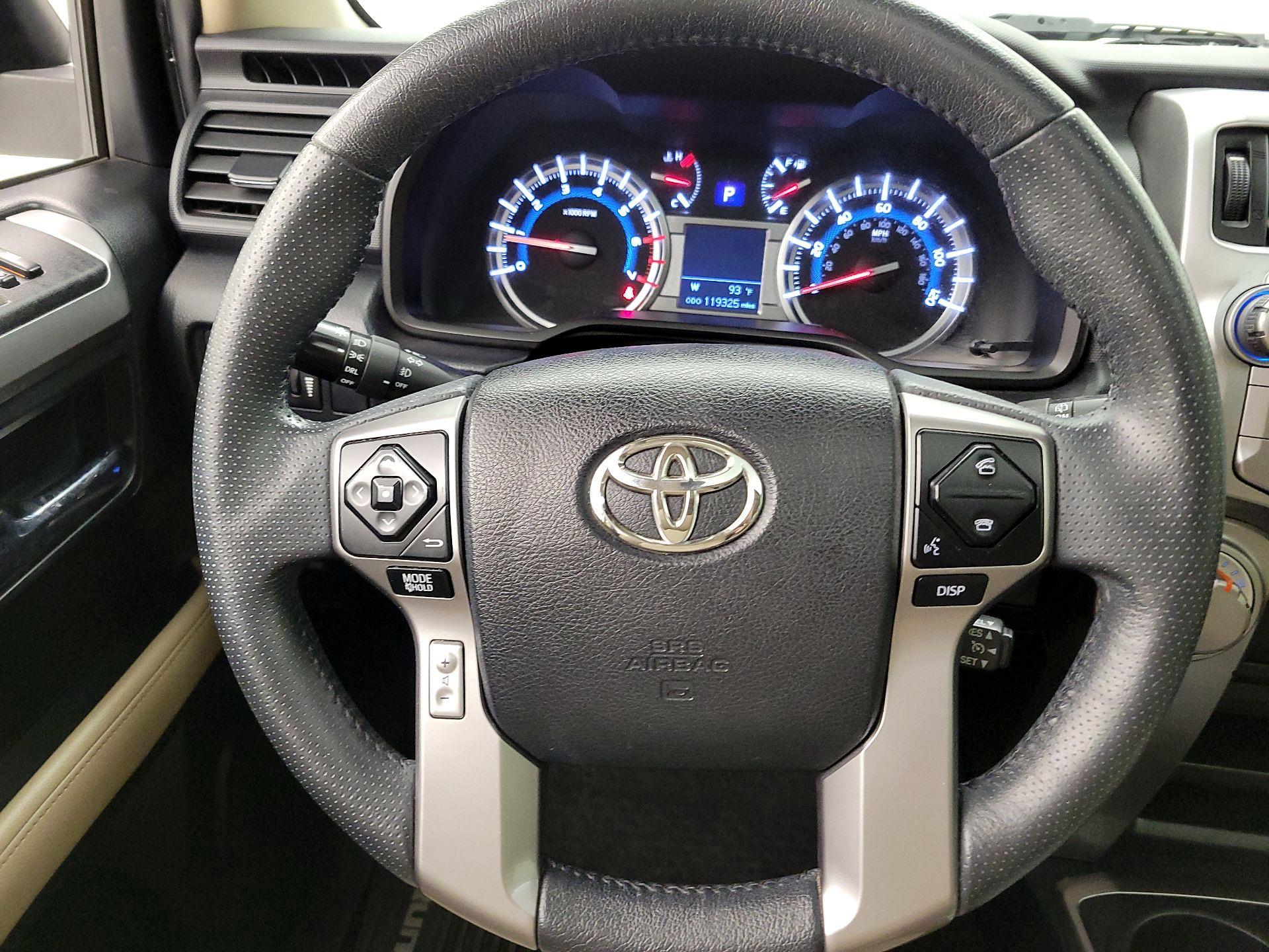 Thumbnail: 2019 Toyota 4Runner - 10