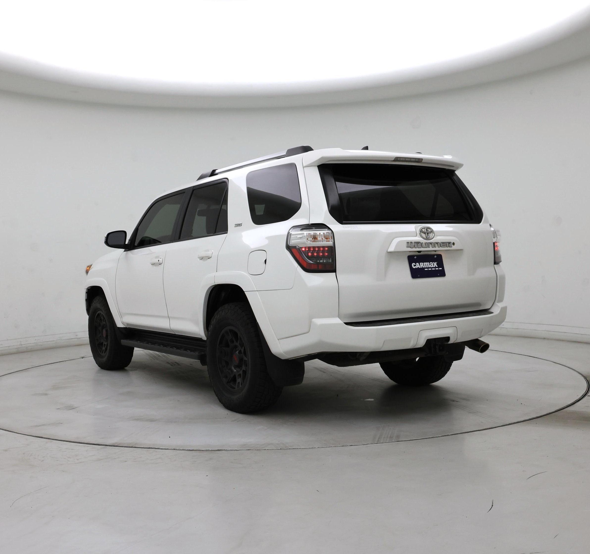 Thumbnail: 2019 Toyota 4Runner - 2