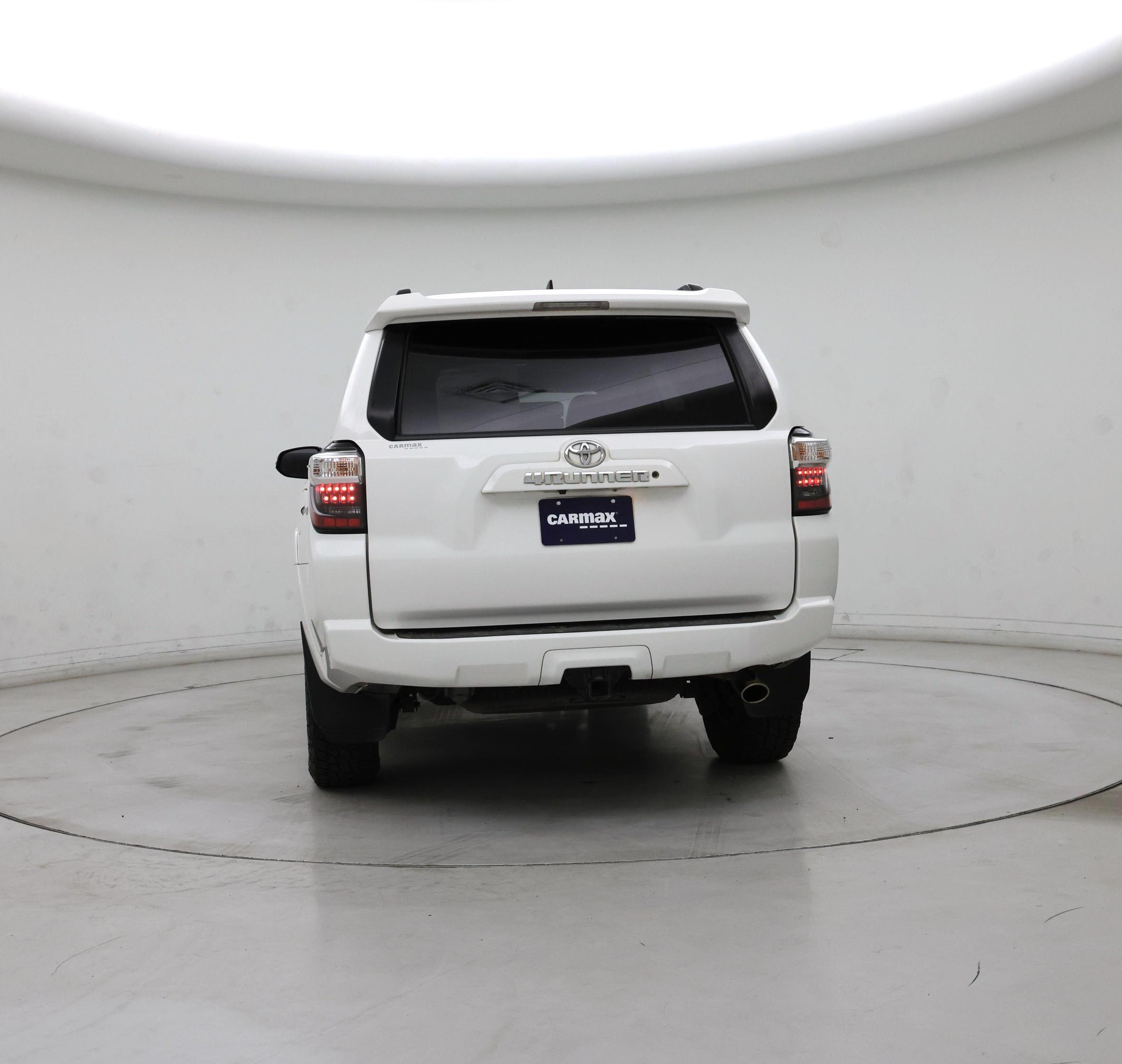 Thumbnail: 2019 Toyota 4Runner - 6