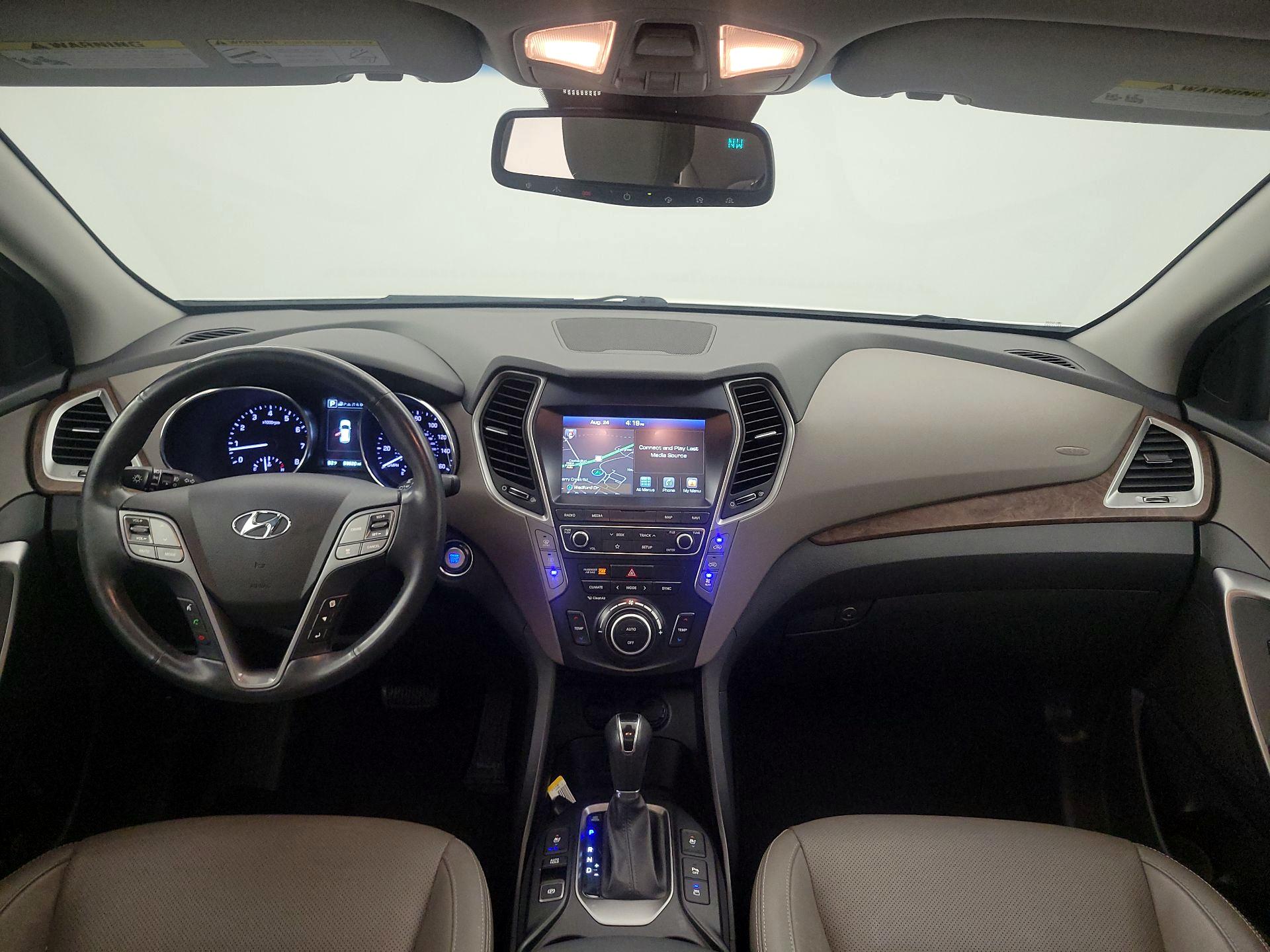 Thumbnail: 2019 Hyundai Santa Fe - 9