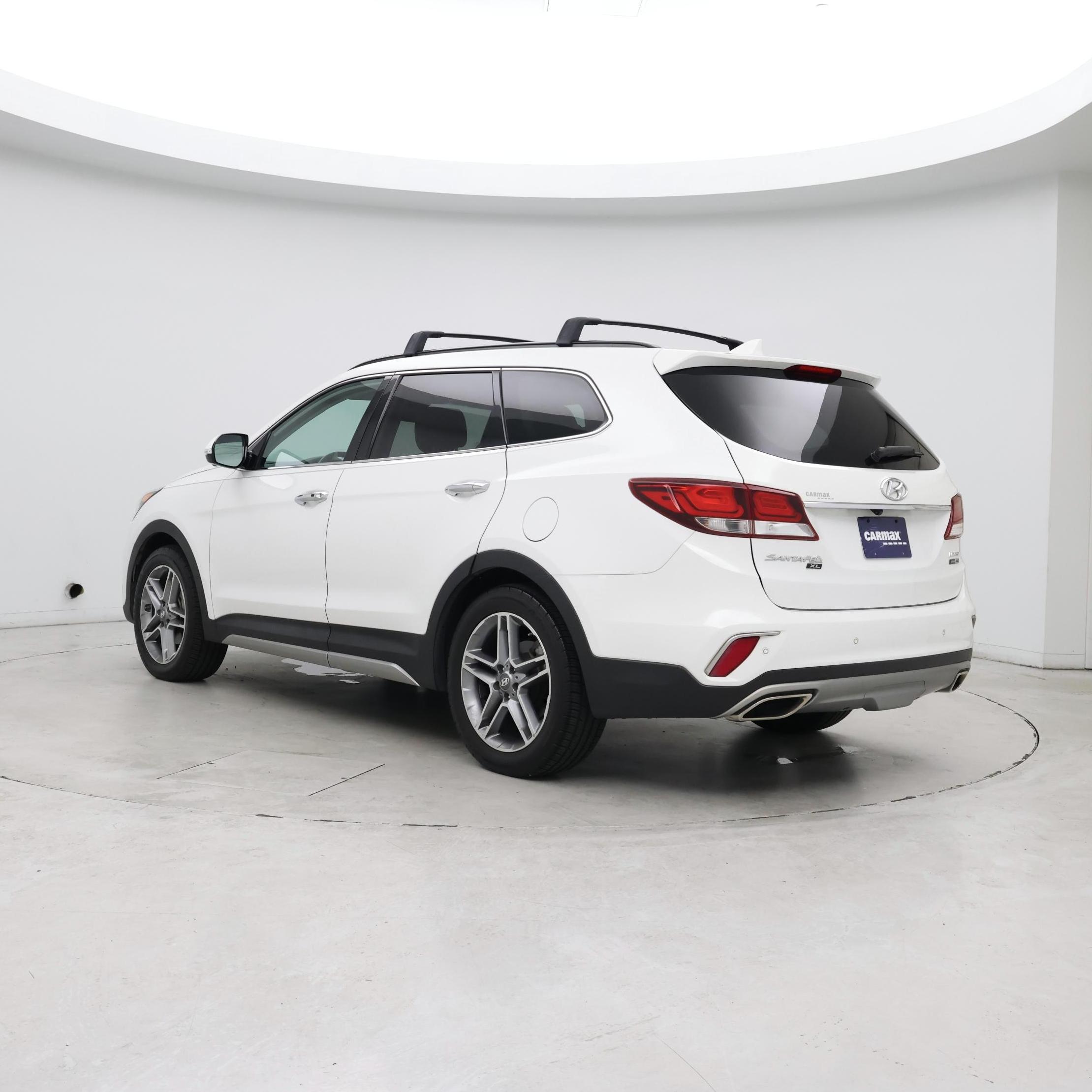 Thumbnail: 2019 Hyundai Santa Fe - 2