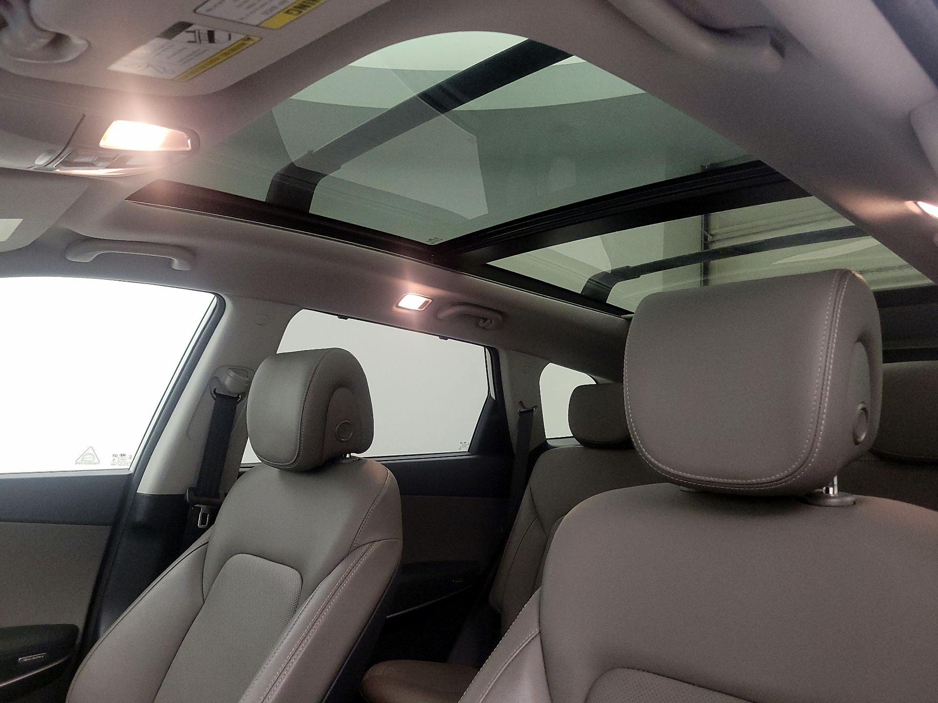 Thumbnail: 2019 Hyundai Santa Fe - 19