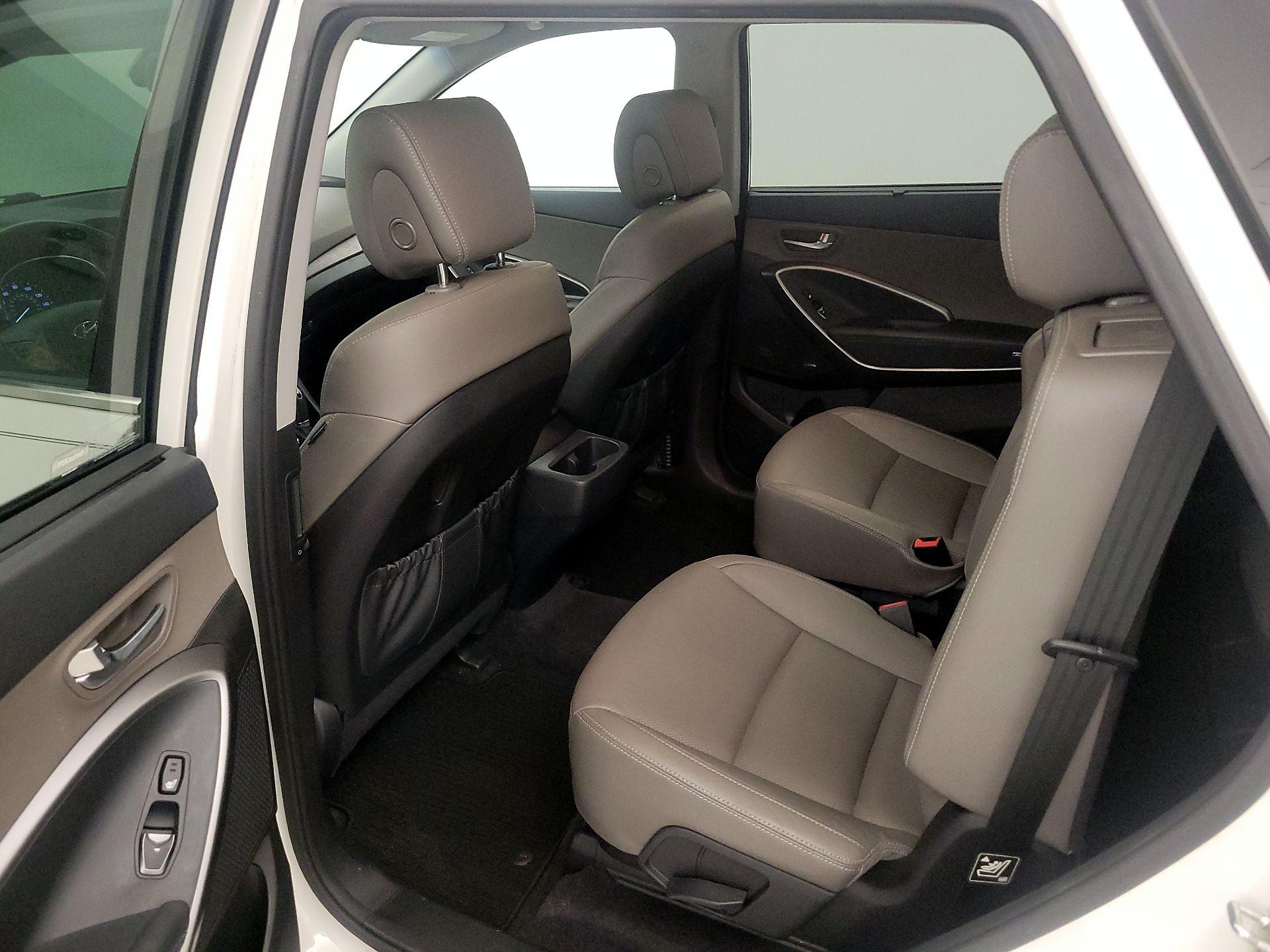 Thumbnail: 2019 Hyundai Santa Fe - 20