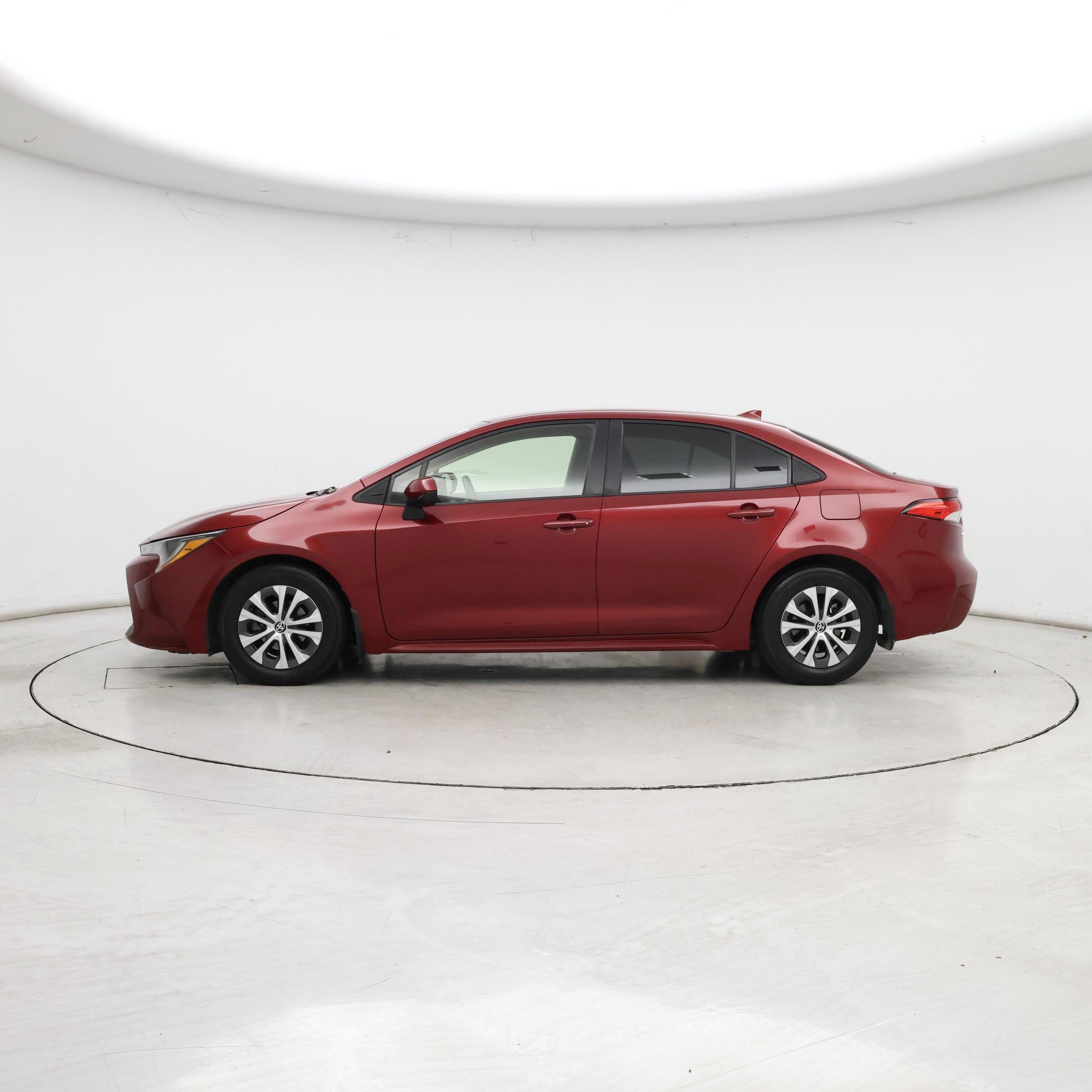 Thumbnail: 2022 Toyota Corolla - 3