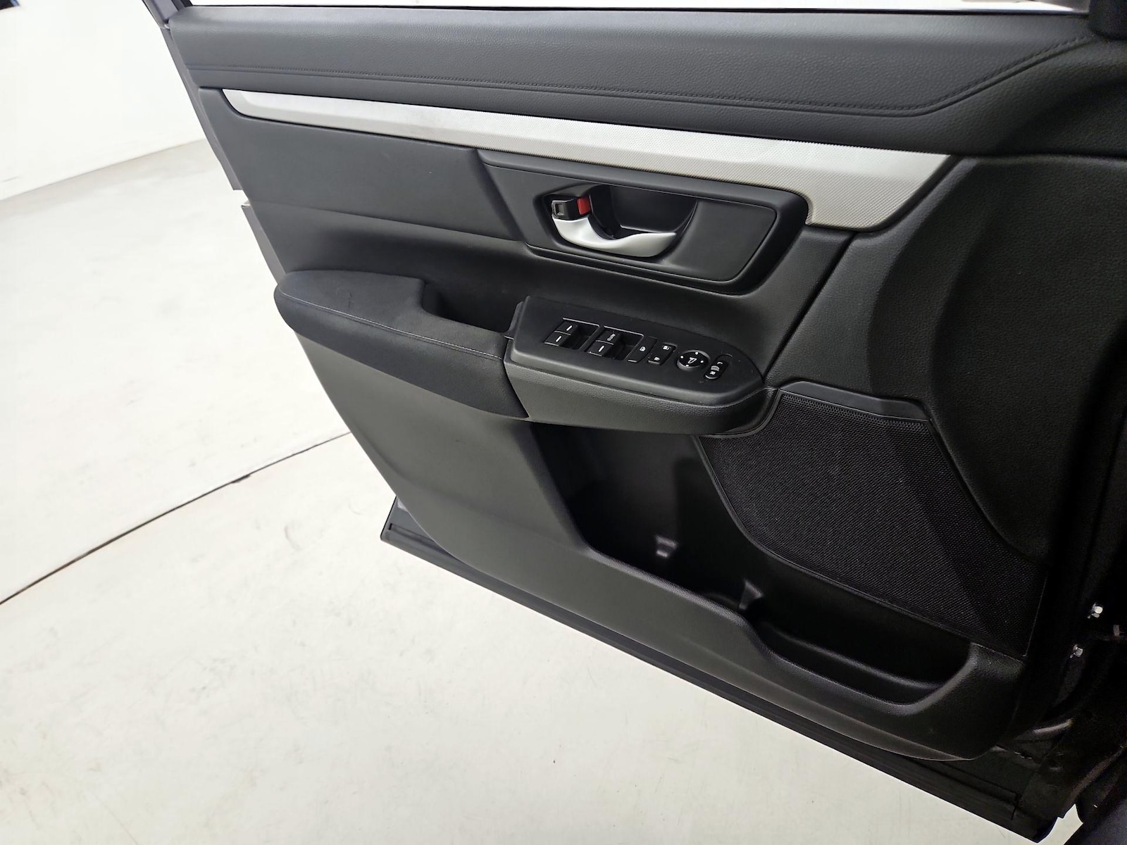 2019 Honda CR-V LX - Photo 13