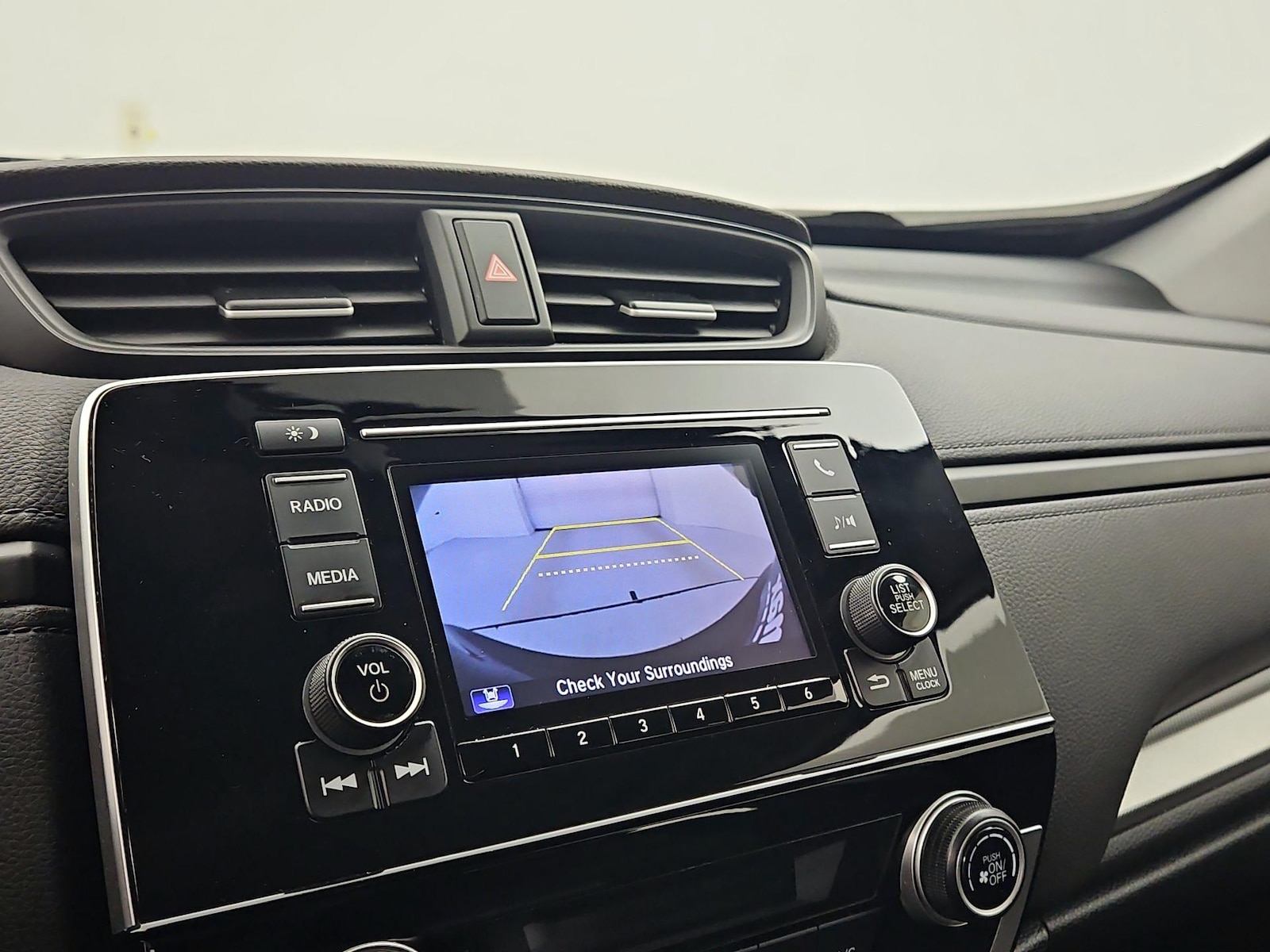 2019 Honda CR-V LX - Photo 15