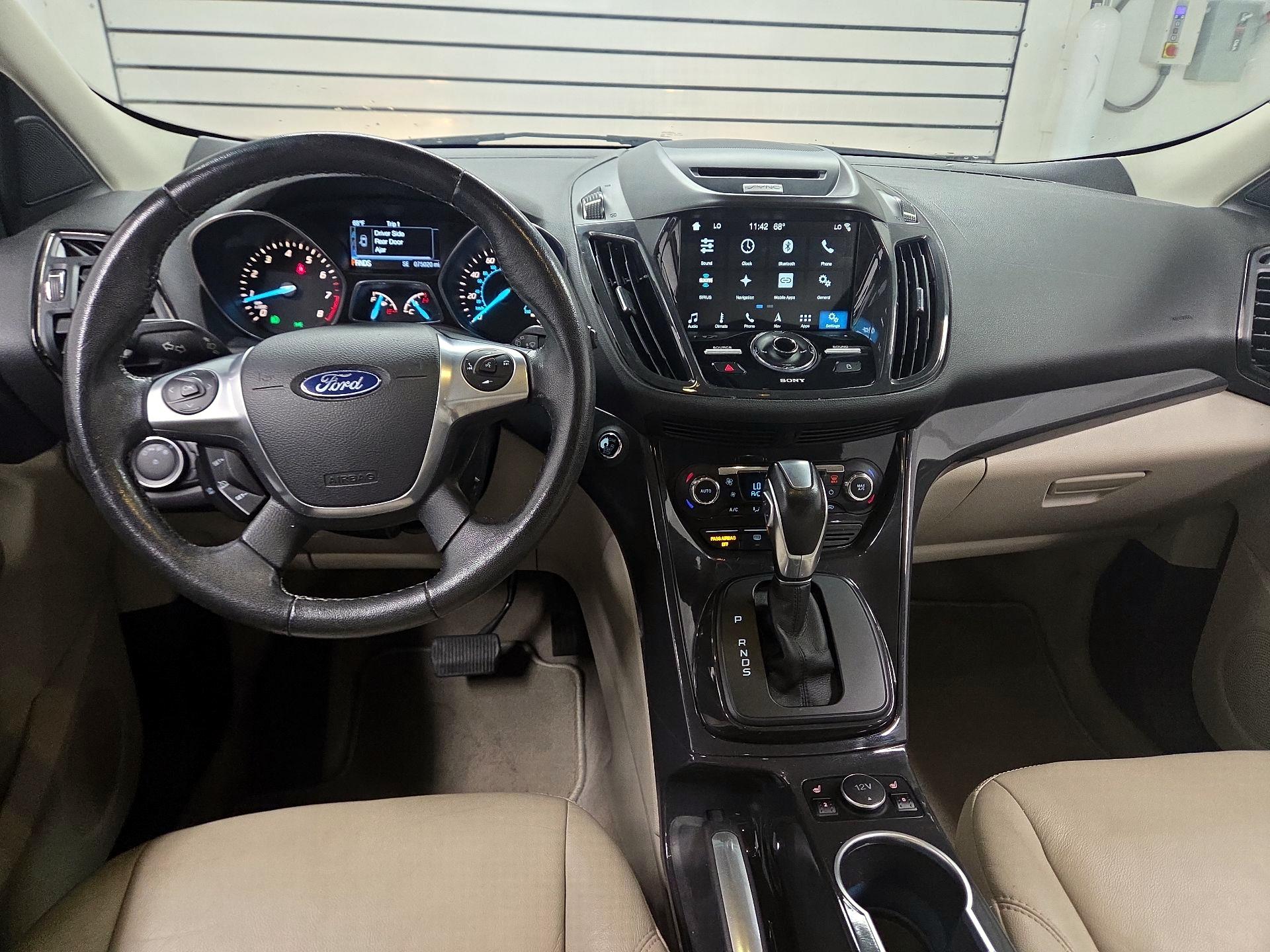 Thumbnail: 2016 Ford Escape - 8