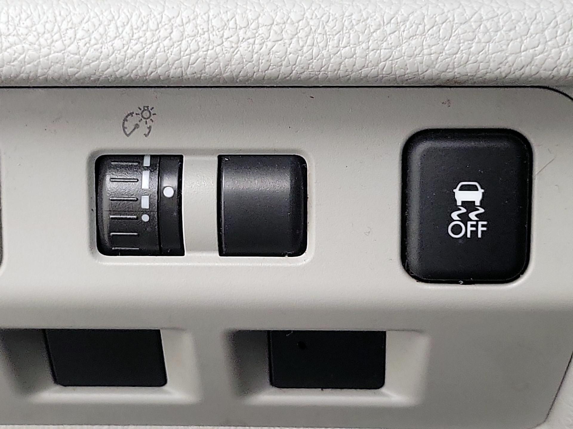 Thumbnail: 2014 Subaru Forester - 13