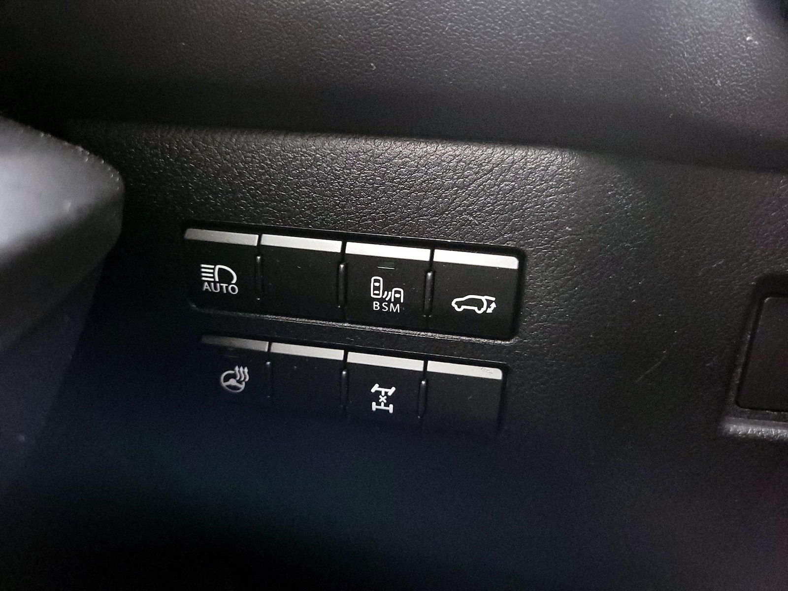 2021 Lexus NX 300 - Photo 14