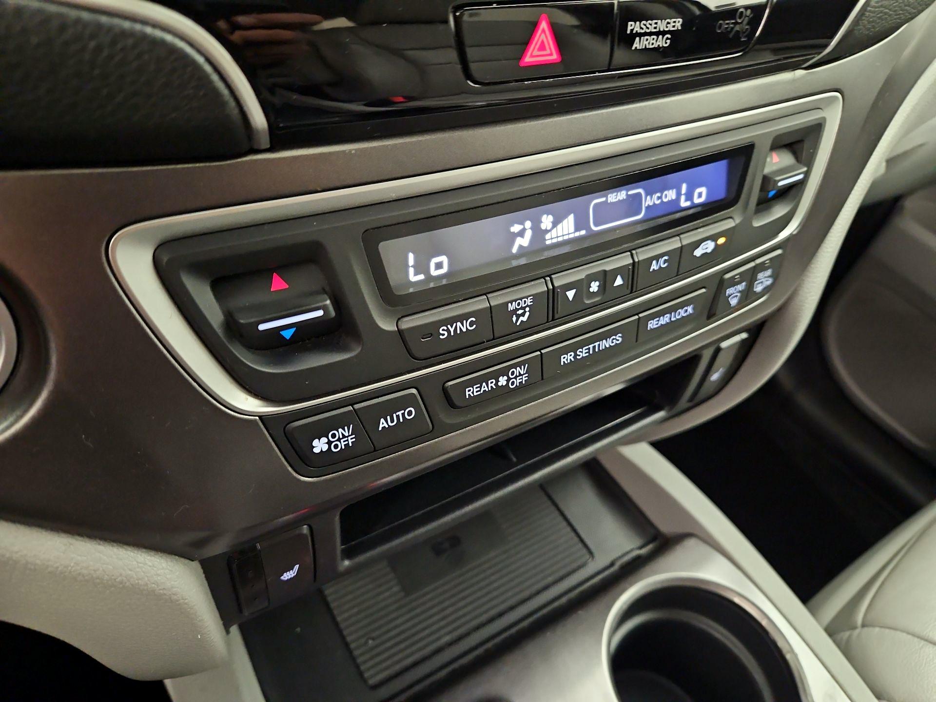 Thumbnail: 2021 Honda Pilot - 16