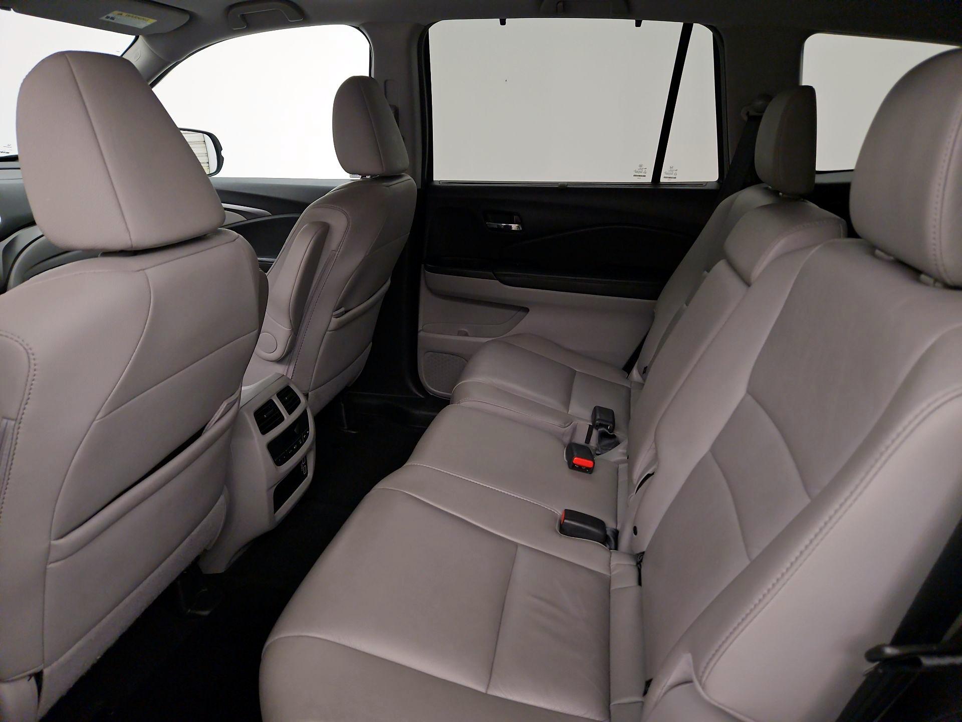Thumbnail: 2021 Honda Pilot - 20