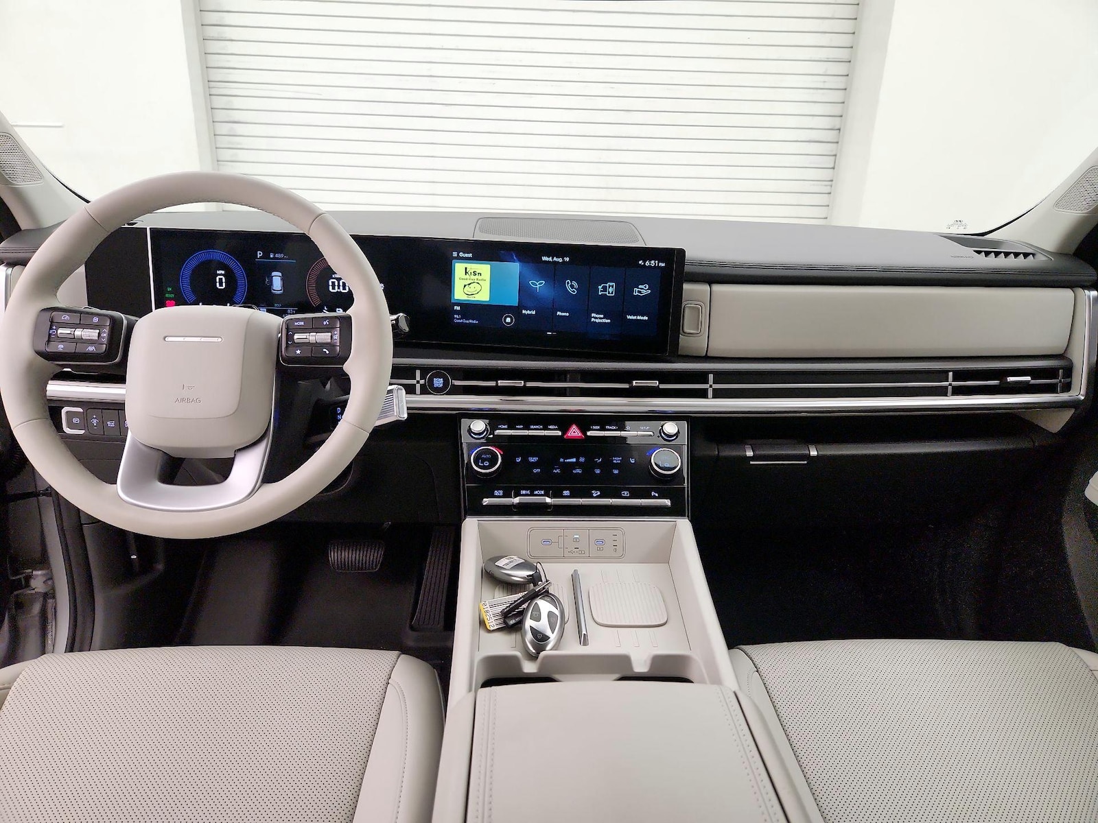 2025 Hyundai Santa Fe SEL - Photo 10