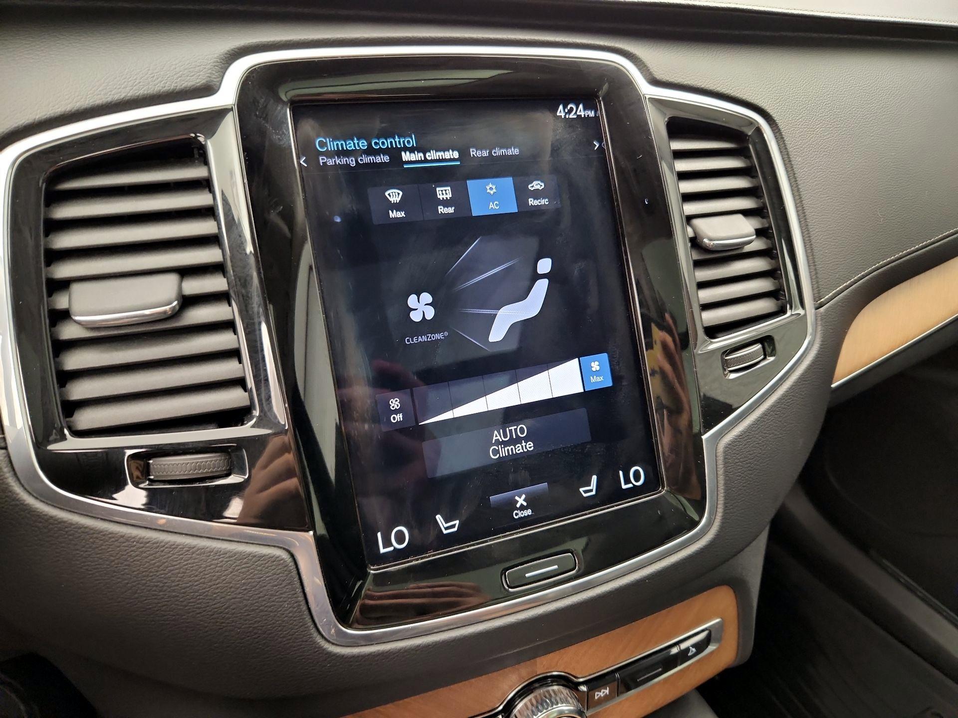 Thumbnail: 2020 Volvo XC90 - 17