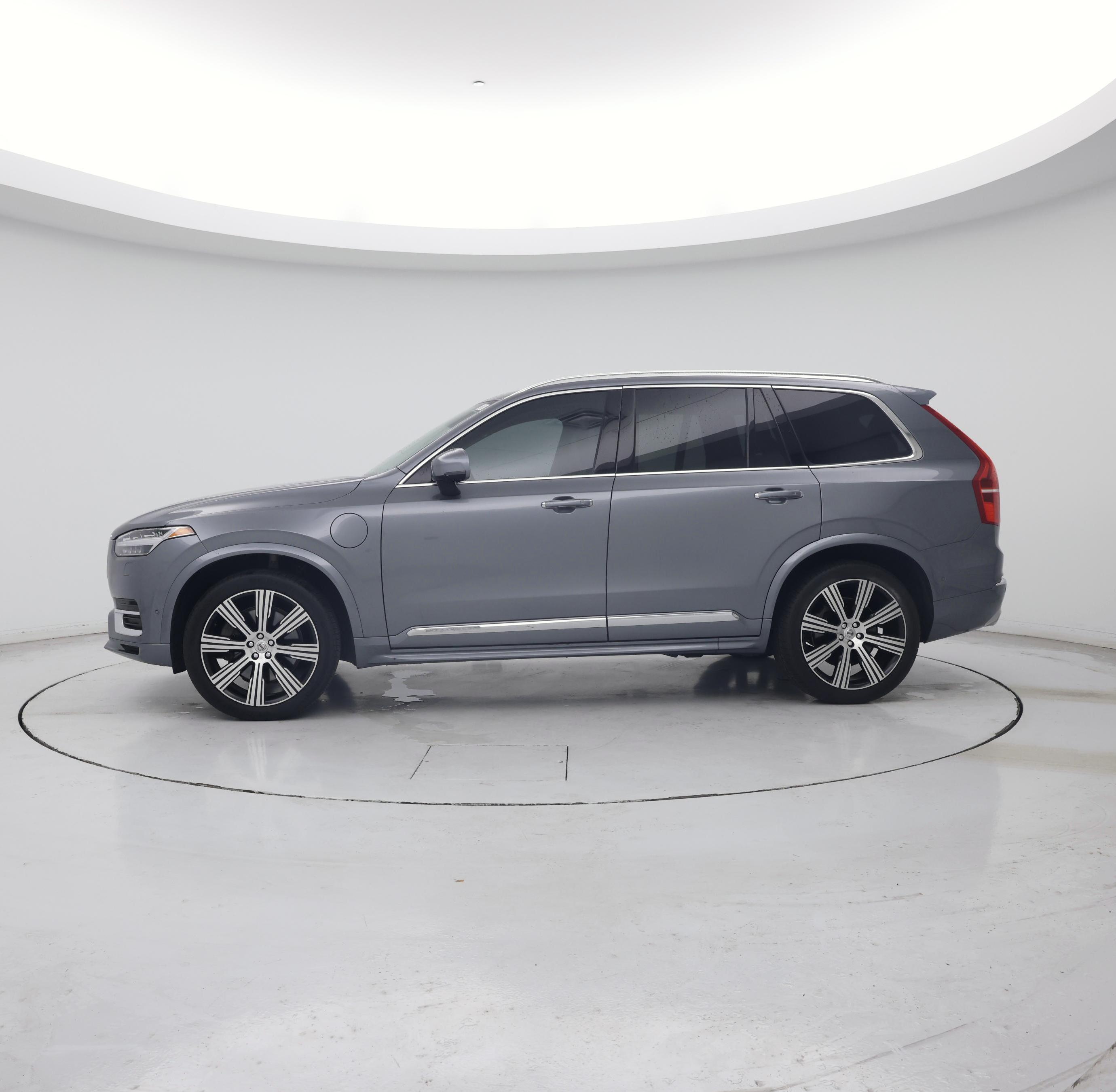 Thumbnail: 2020 Volvo XC90 - 3