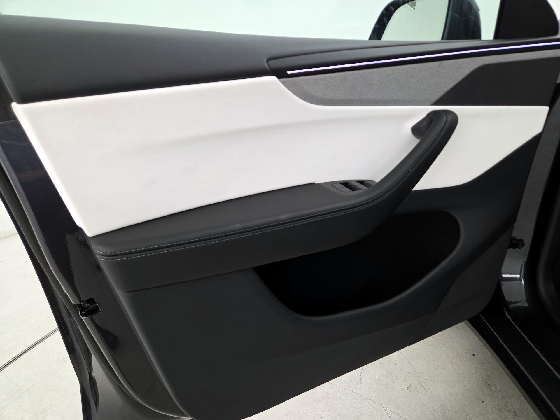Thumbnail: 2026 Tesla Model Y - 12