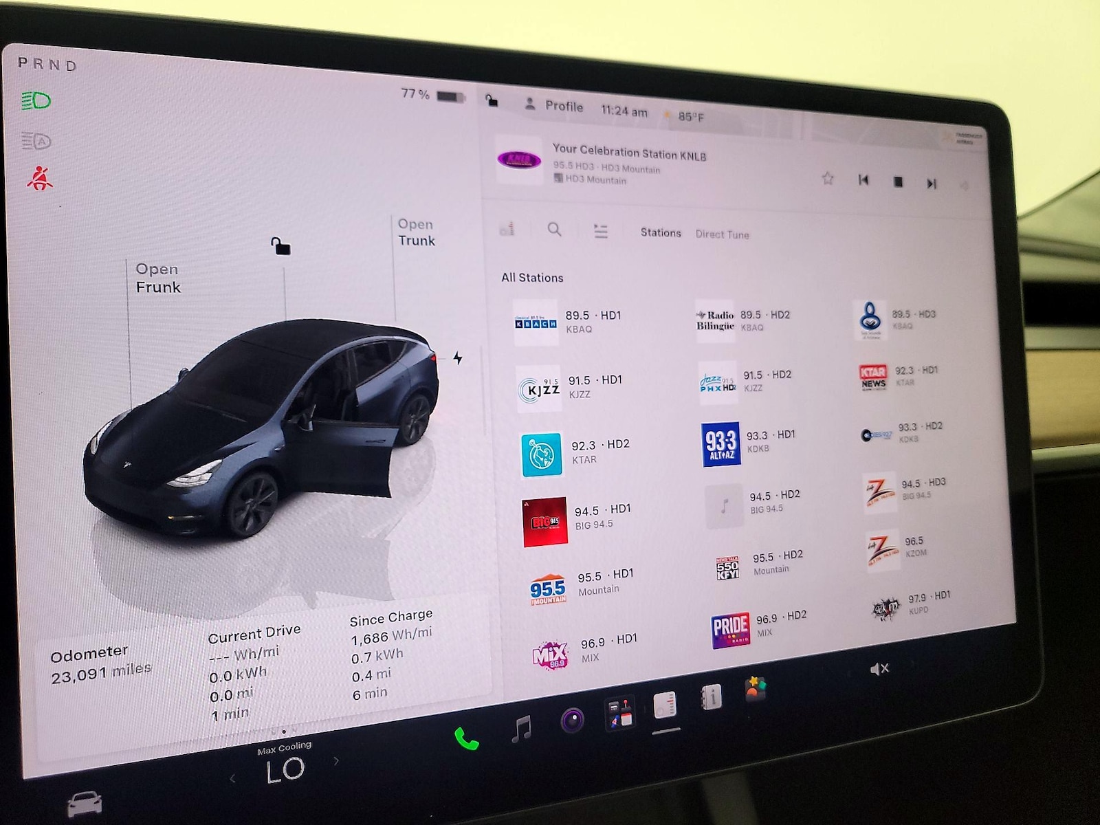 2024 Tesla Model Y Long Range - Photo 16