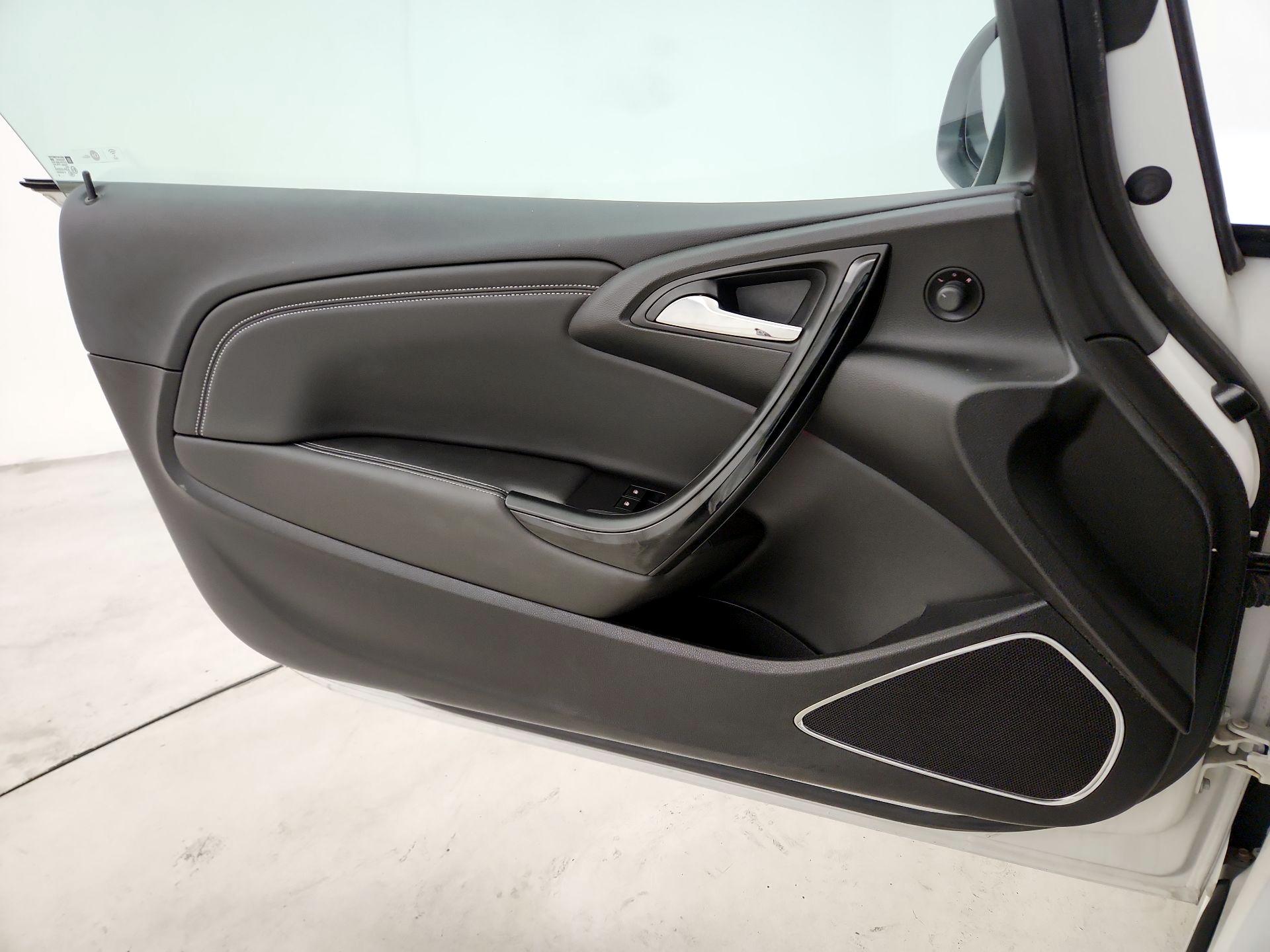 Thumbnail: 2016 Buick Cascada - 12