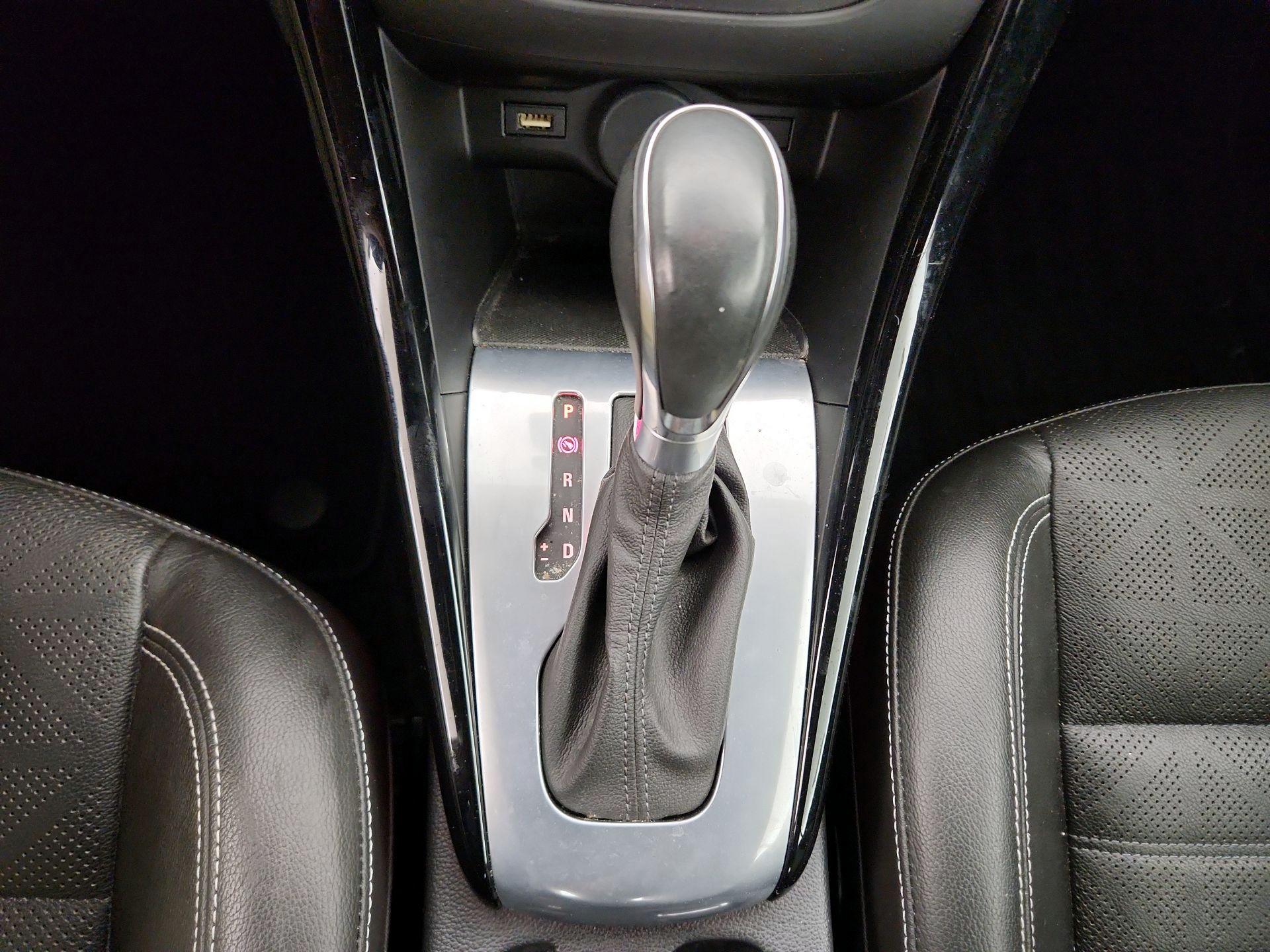 Thumbnail: 2016 Buick Cascada - 17