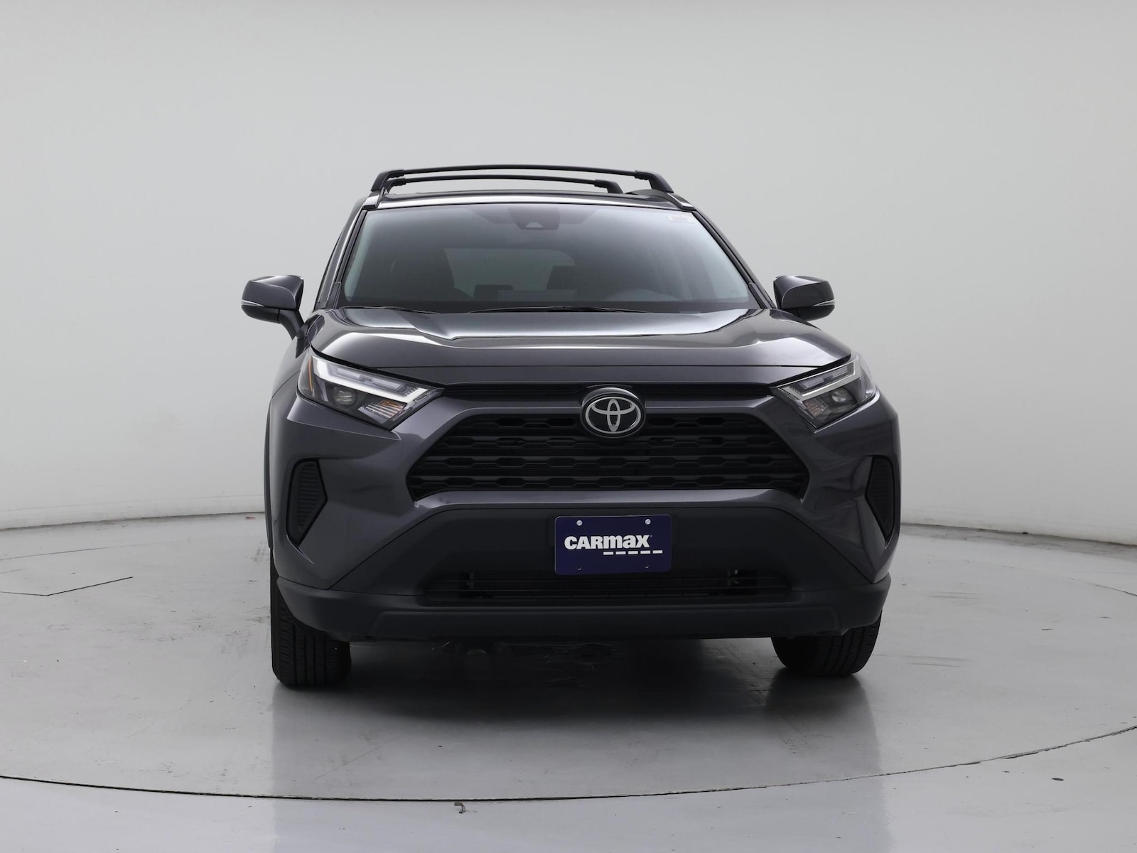 2025 Toyota RAV4 XLE - Photo 6