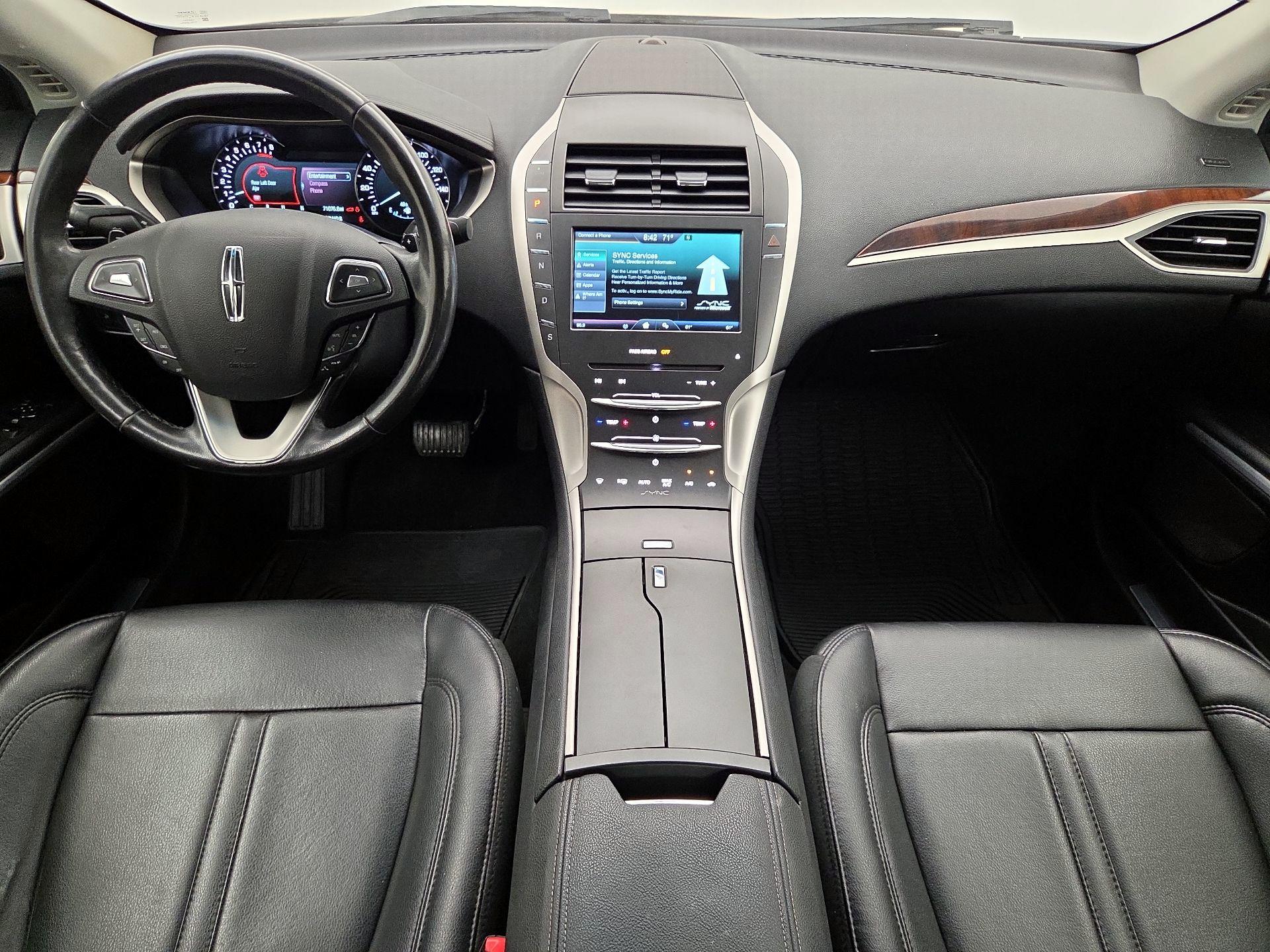 Thumbnail: 2016 Lincoln MKZ - 9