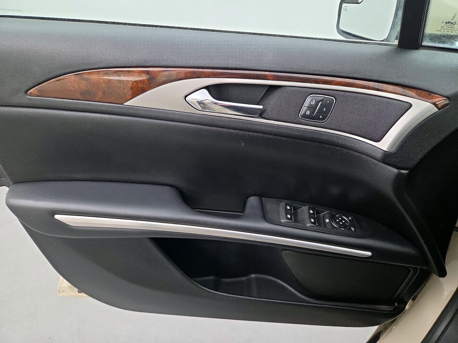 2016 Lincoln MKZ Base - Photo 13